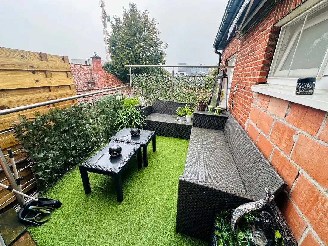 Stijlvol gerenoveerde woning op een strategische locatie foto 20