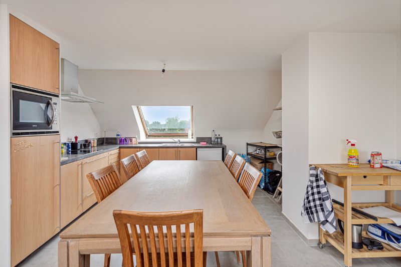 2 slaapkamer dakappartement te huur foto 10