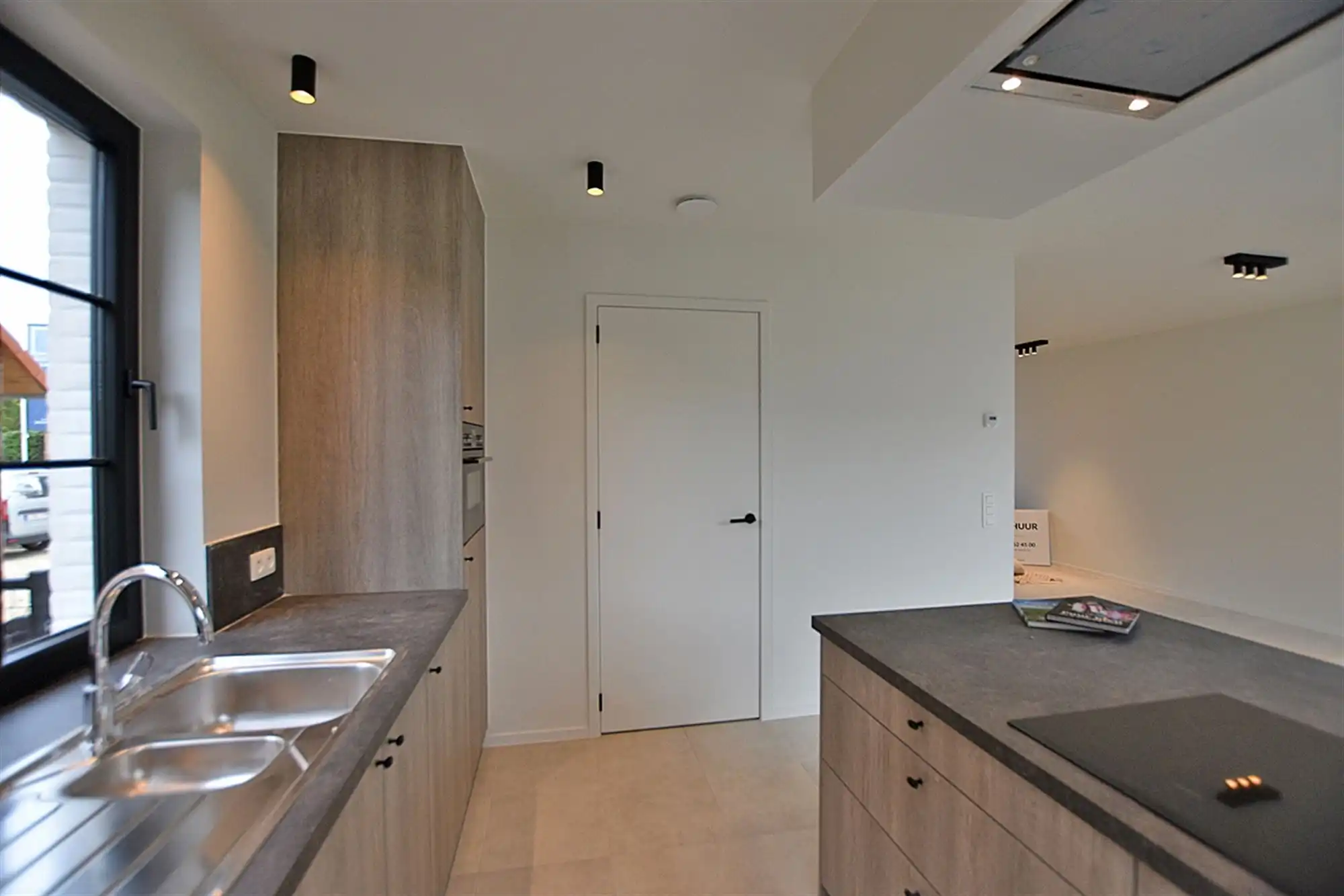 Instapklare DORPSWONING met 3 SLAAPKAMERS, TUIN/TERRAS, PARKING & grote KELDER foto 8