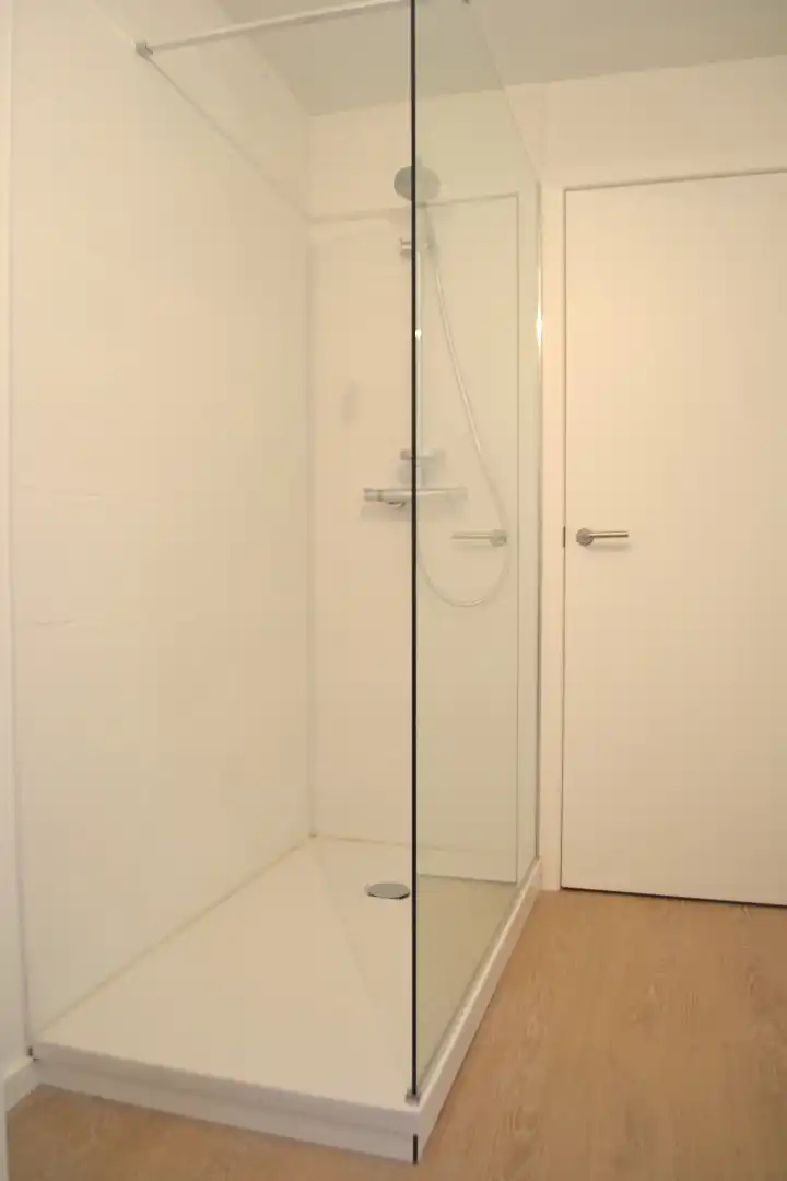 Nieuw gelijkvloers 2-slaapkamer appartement foto 9