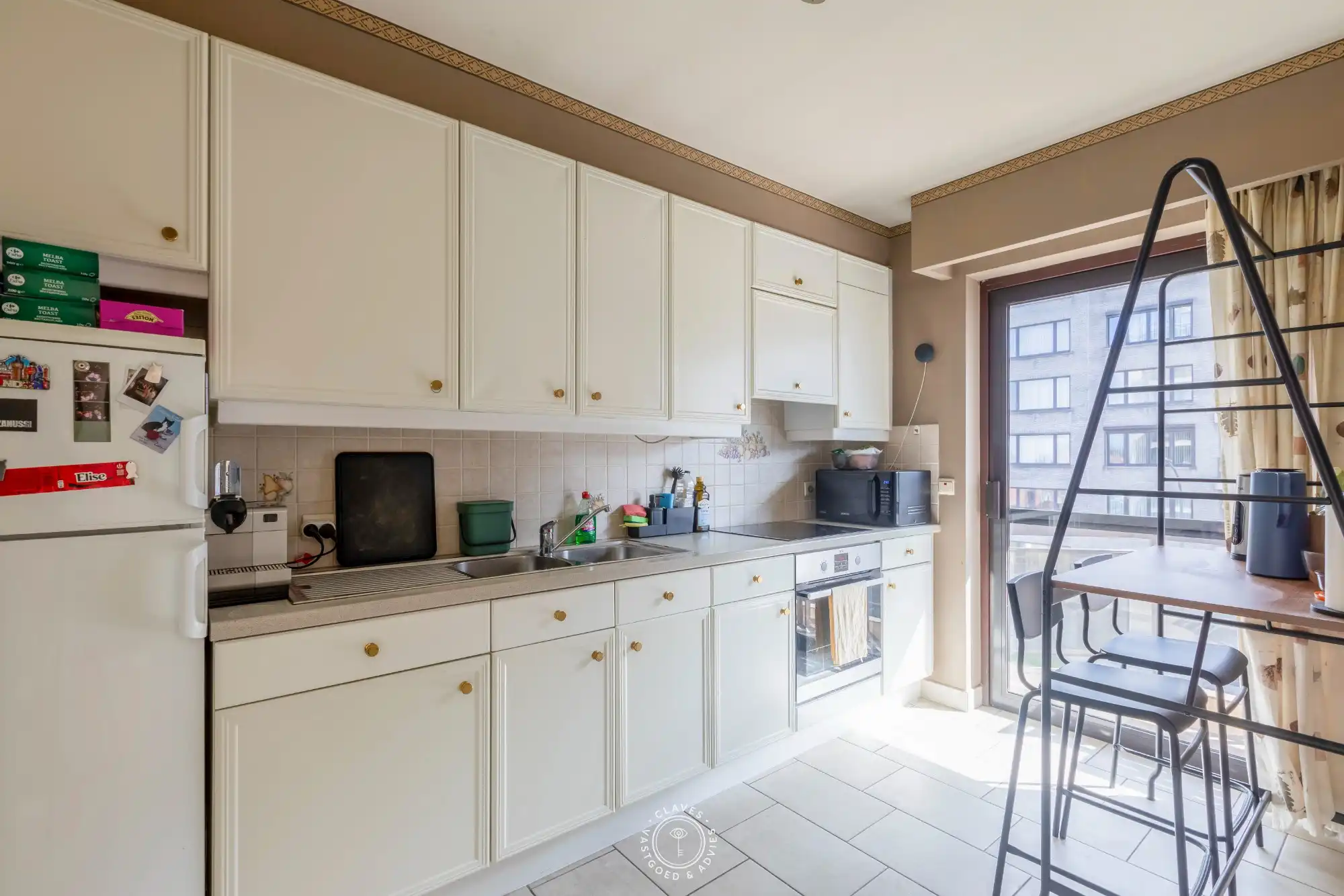 Gezellig 2 slaapkamer appartement met garagebox foto 4