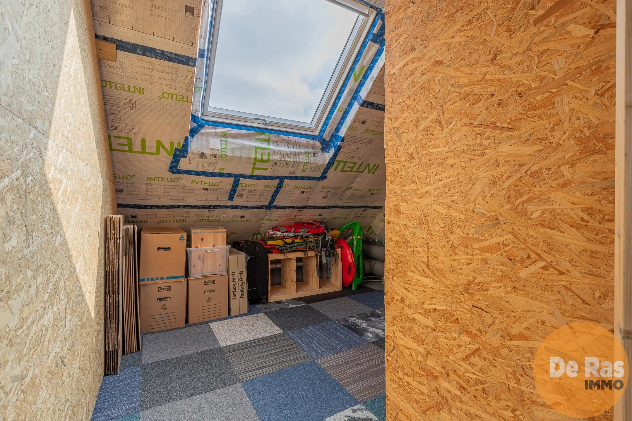 BURST - Ruime gezinswoning met 5 slaapkamers, garage en tuin foto 23