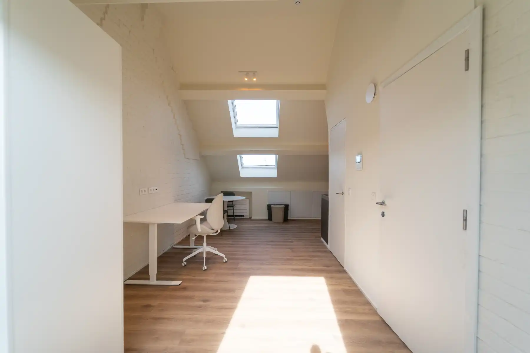 Mooi gerenoveerde dakstudio foto 3