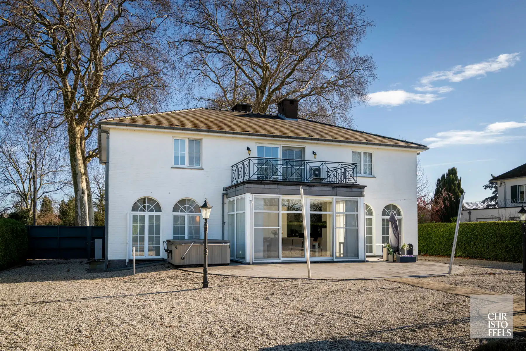Tijdloze elegante villa met praktijkruimte (422 m²) op perceel van 1.672 m² foto 32