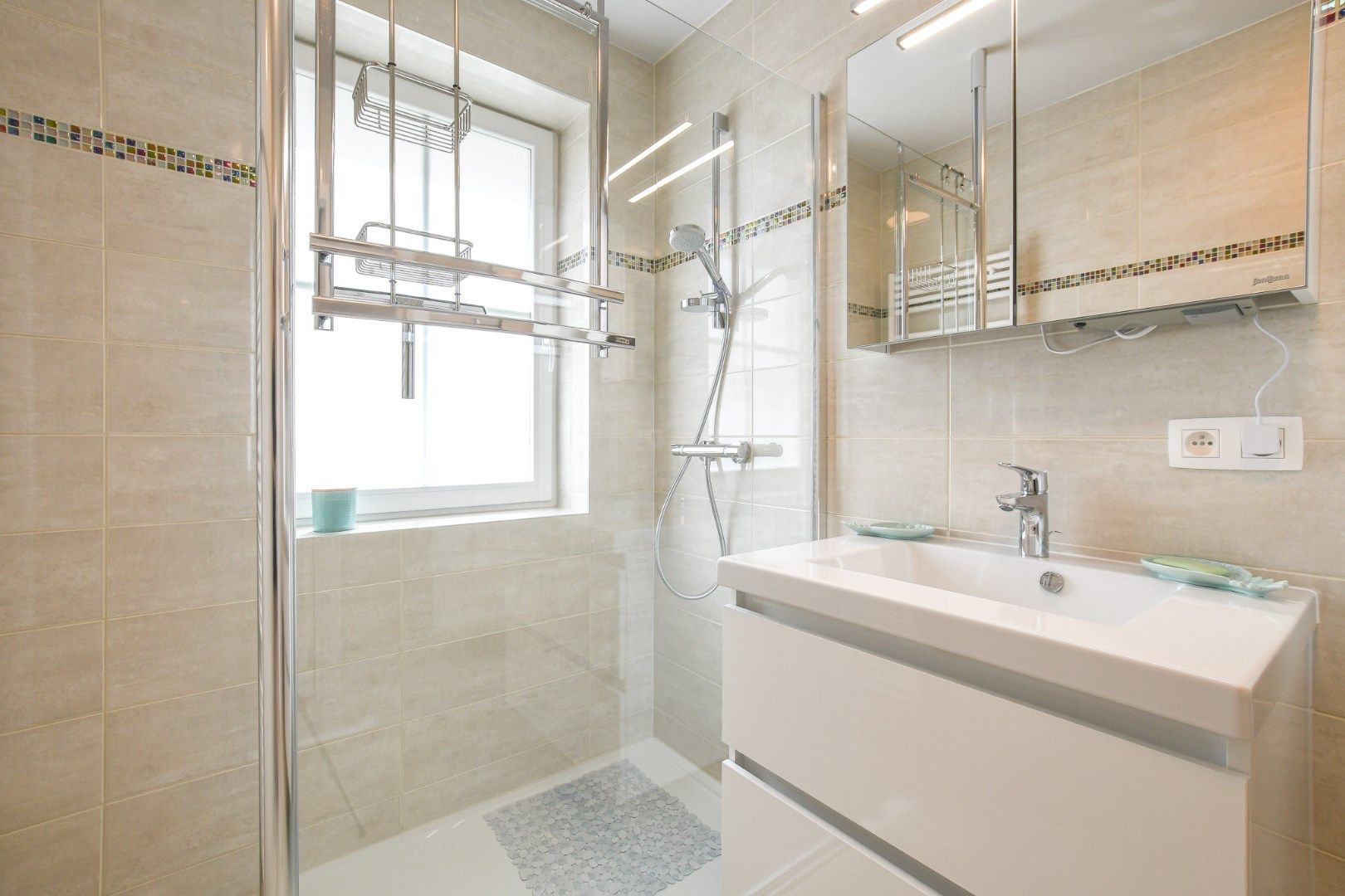 Modern 2-slaapkamerappartement met terras nabij duinen en strand, De Haan foto 20