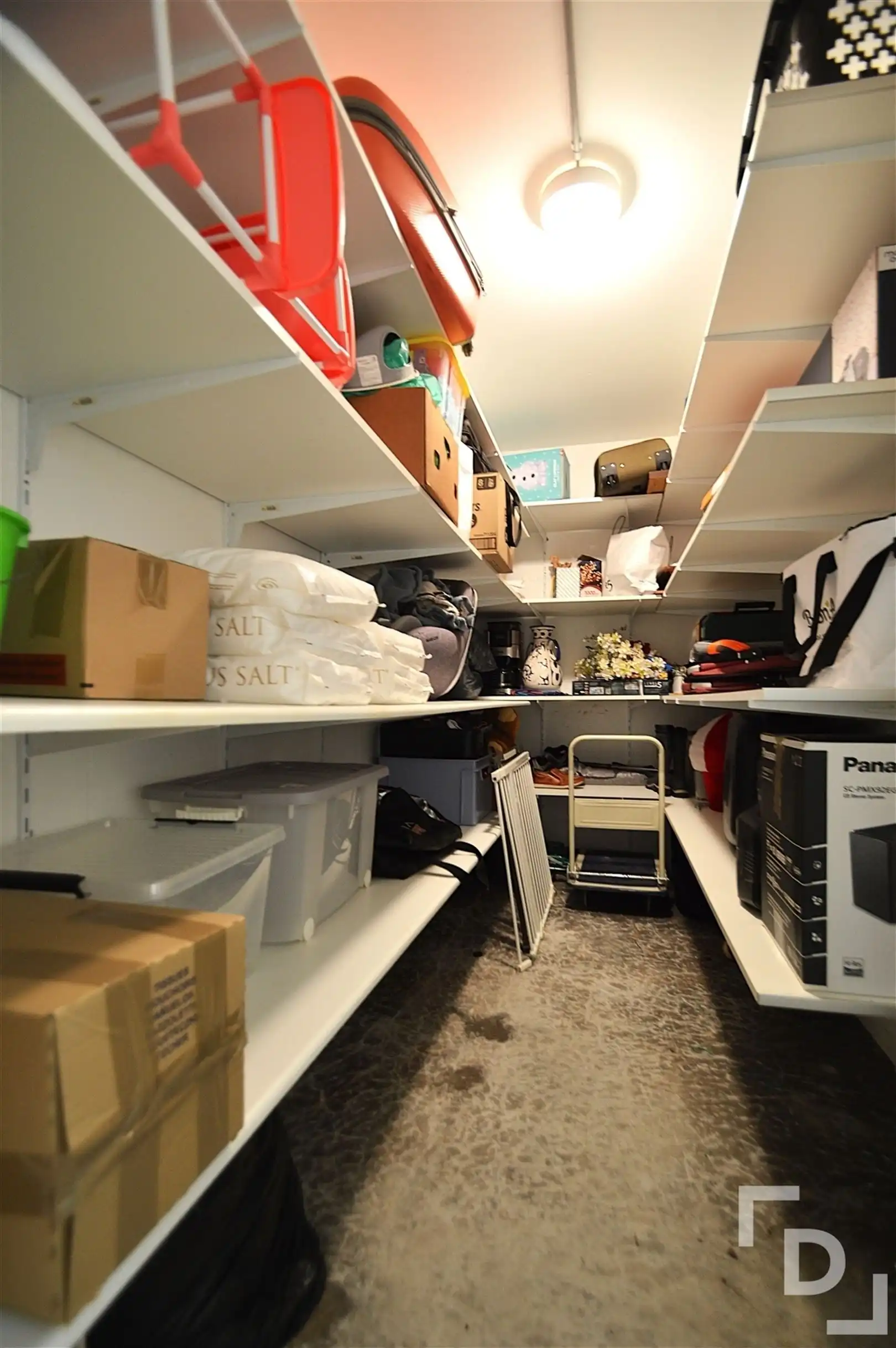 Prachtig afgewerkt appartement op de Grote Markt in Poperinge. foto 18