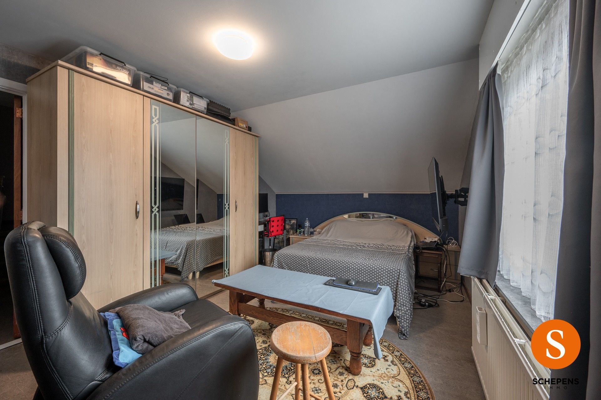 Halfopen bebouwing in het centrum van Wenduine. foto 7