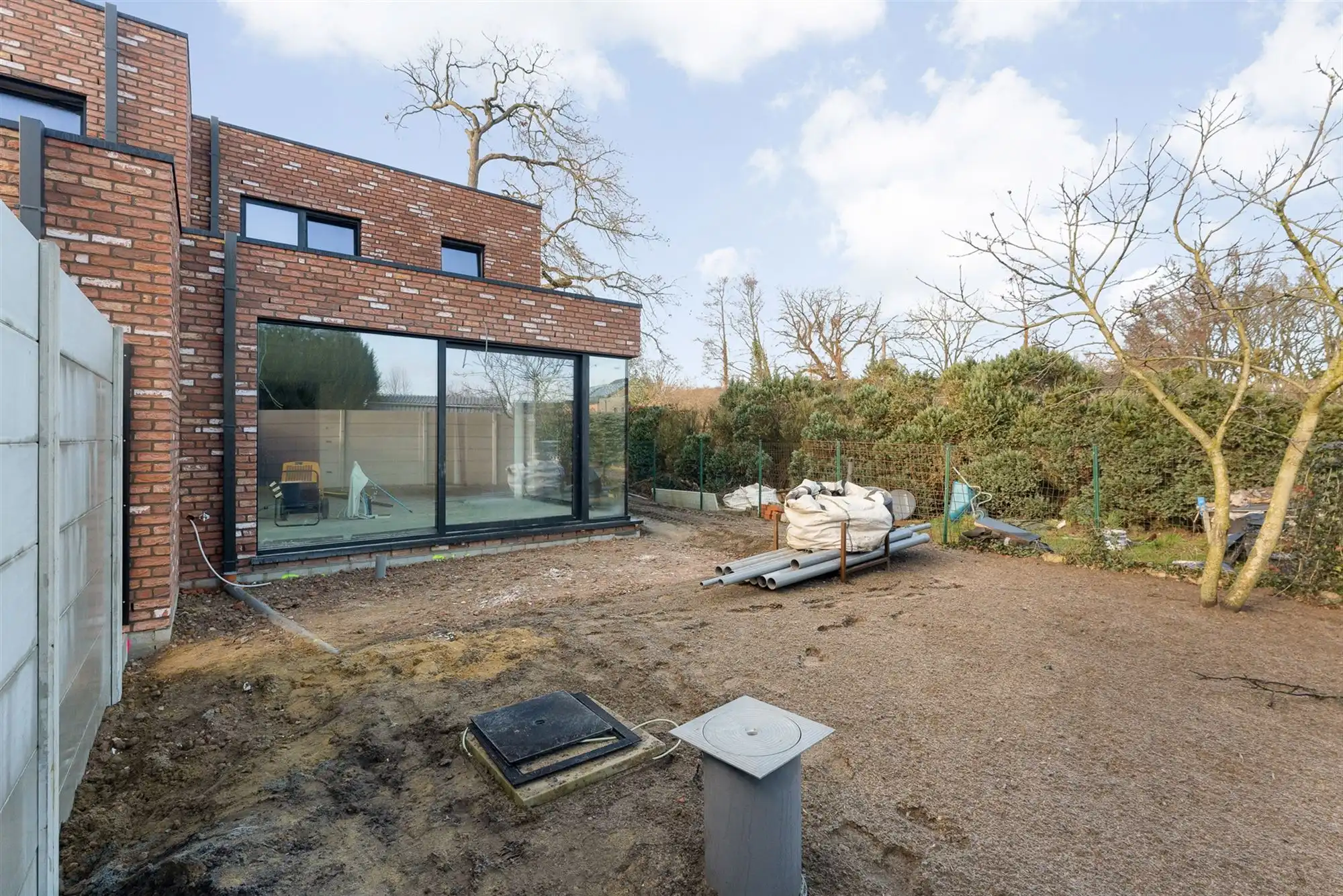 VOLLEDIG AFGEWERKTE NIEUWBOUWWONING OP CENTRALE LIGGING TE BERINGEN foto 15