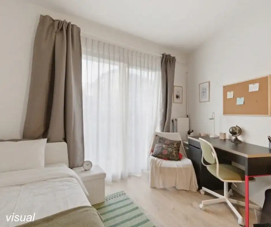 Instapklaar 2-slpk appartement met ruim terras en parkeerplaats foto 15