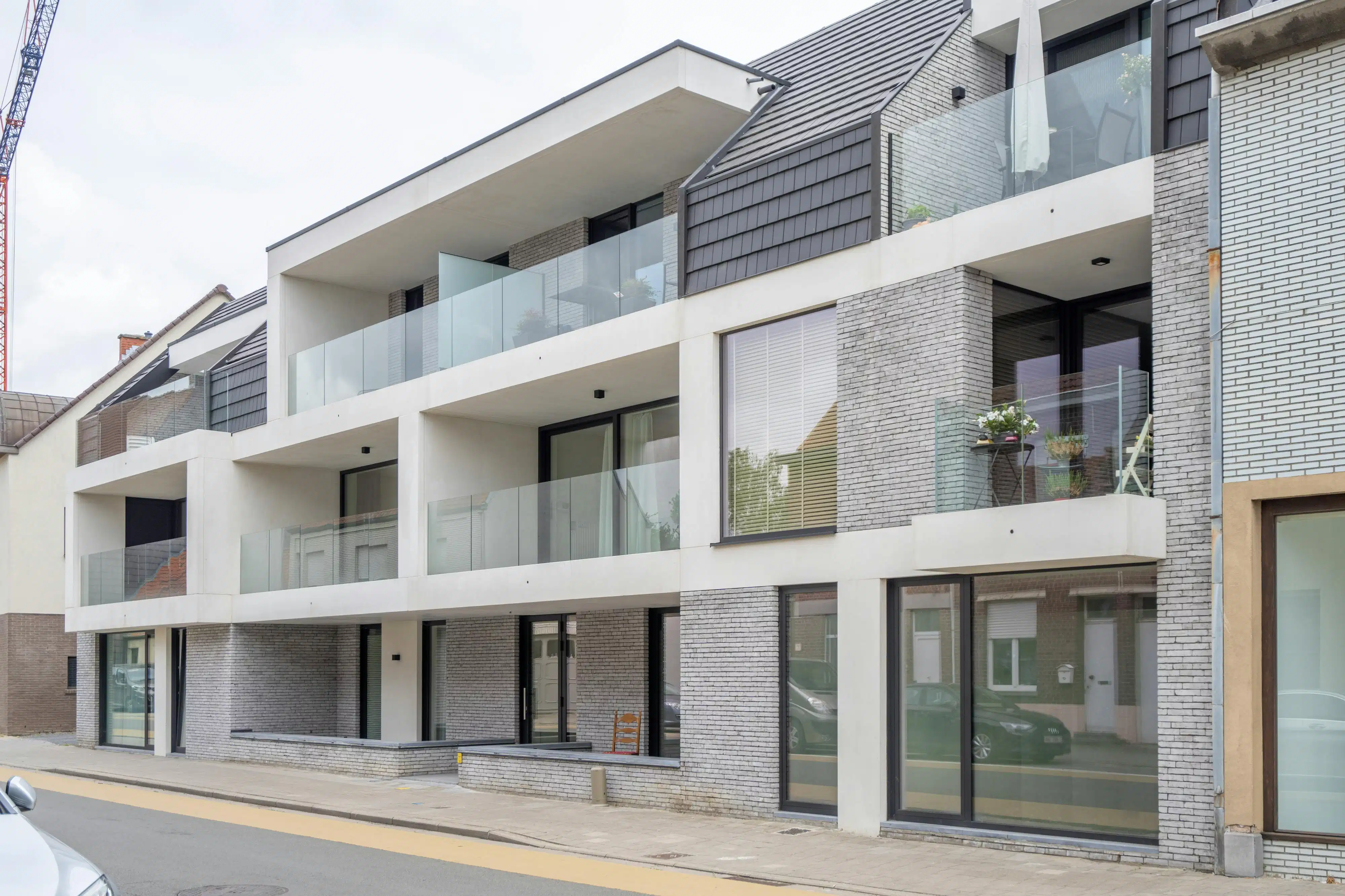 Recent appartement met 2 terrassen te koop in Waregem foto 2