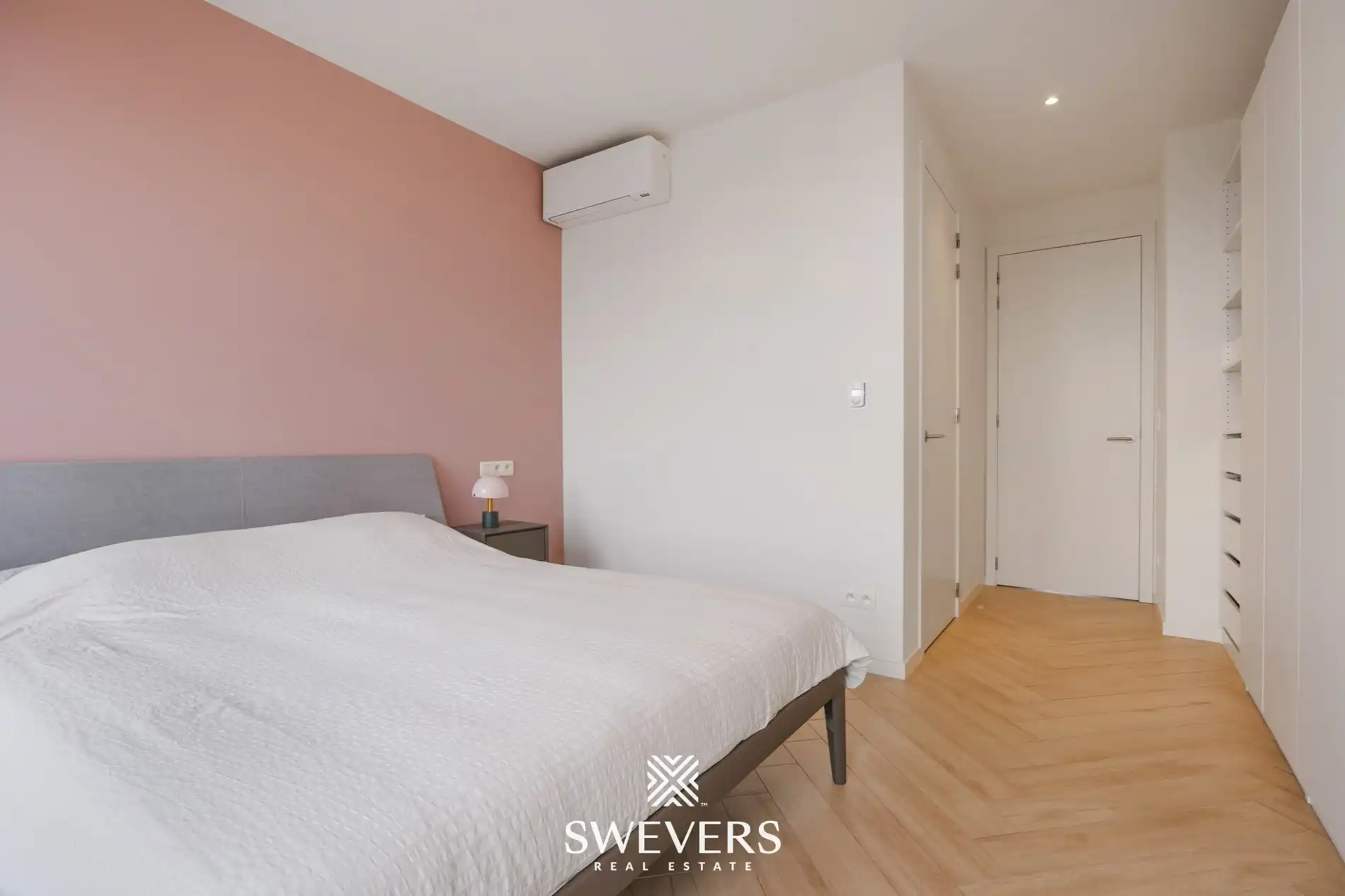 Uniek penthouse (168m²) met 3 slpk en een fantastisch uitzicht in centrum Hasselt foto 19