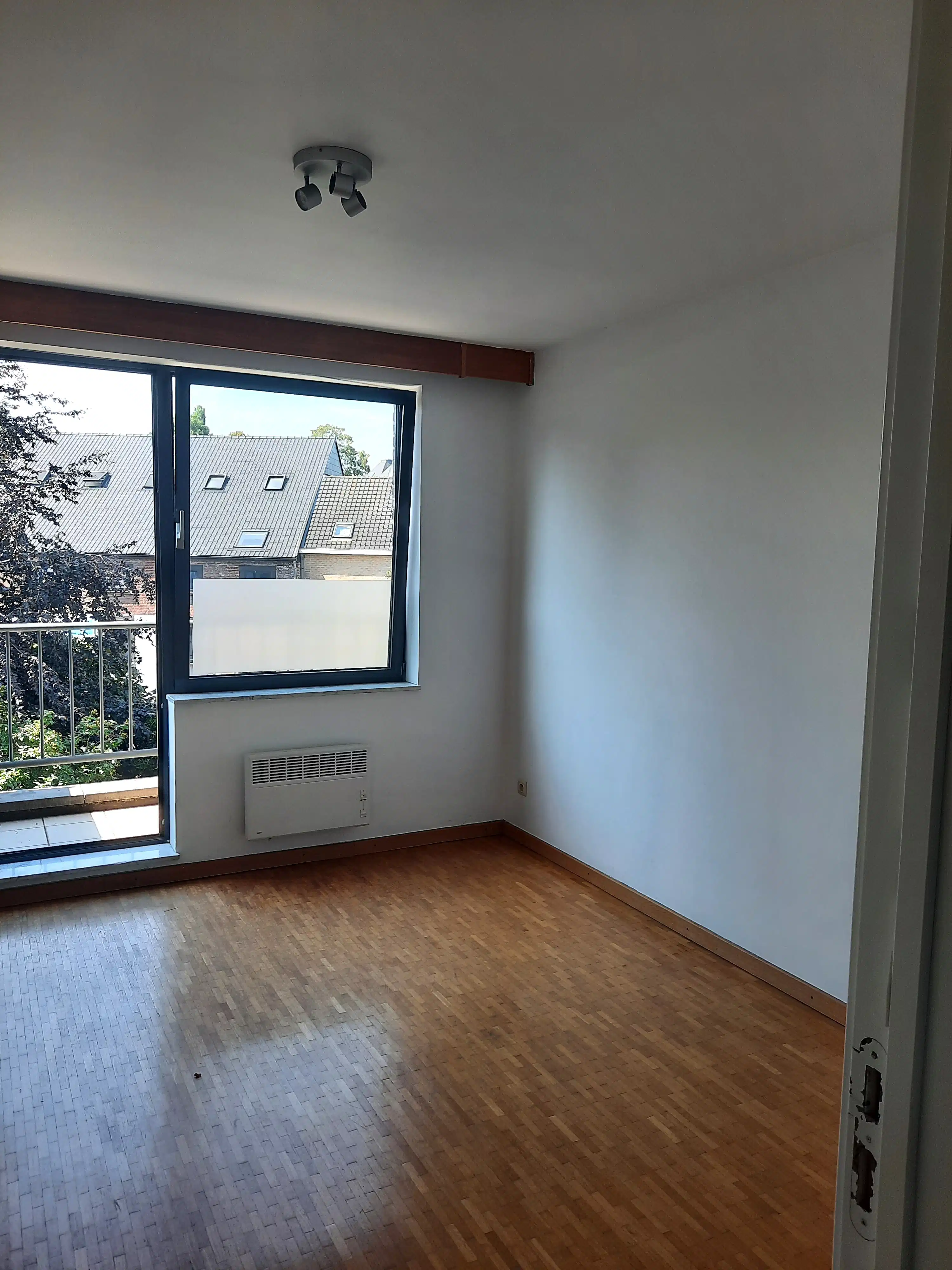 TERNAT centrum: mooi 2slpk-appartement met terras foto 7
