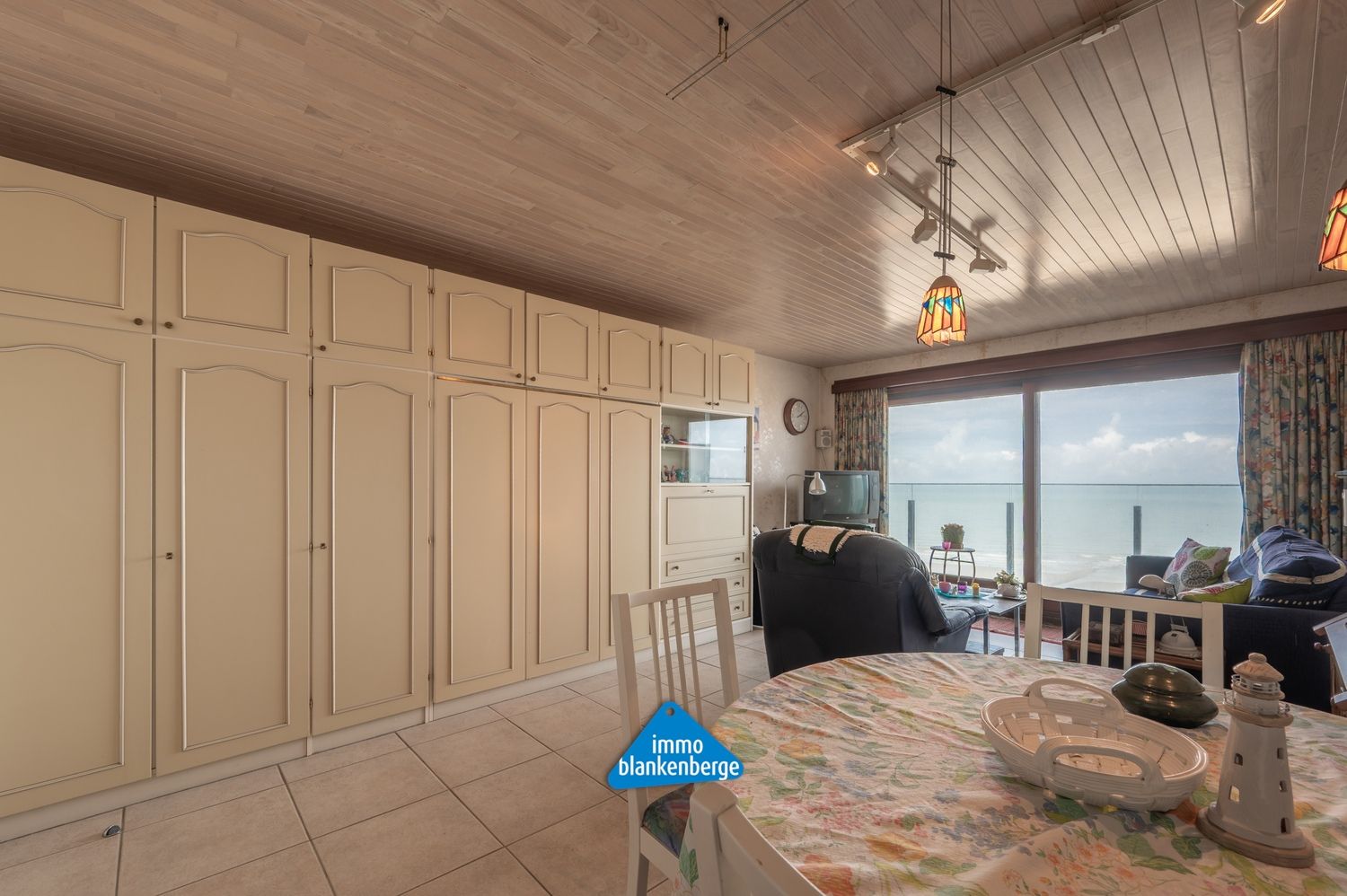 Ruime studio met adembenemend zeezicht in Residentie Noordzee foto 3