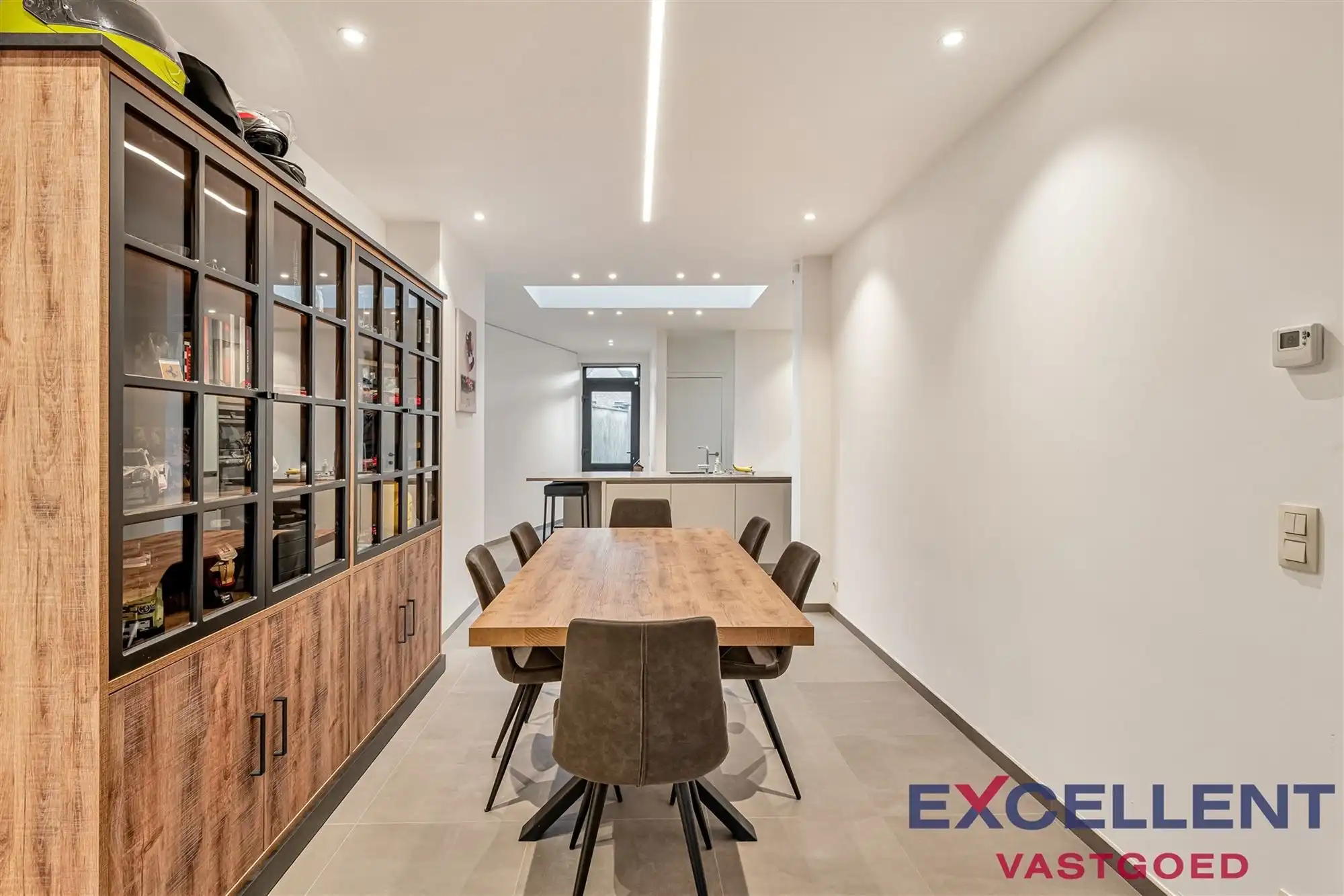 Instapklare hypermoderne woning met 2 slpk in het gegeerde Sint-Denijs-Westrem foto 3