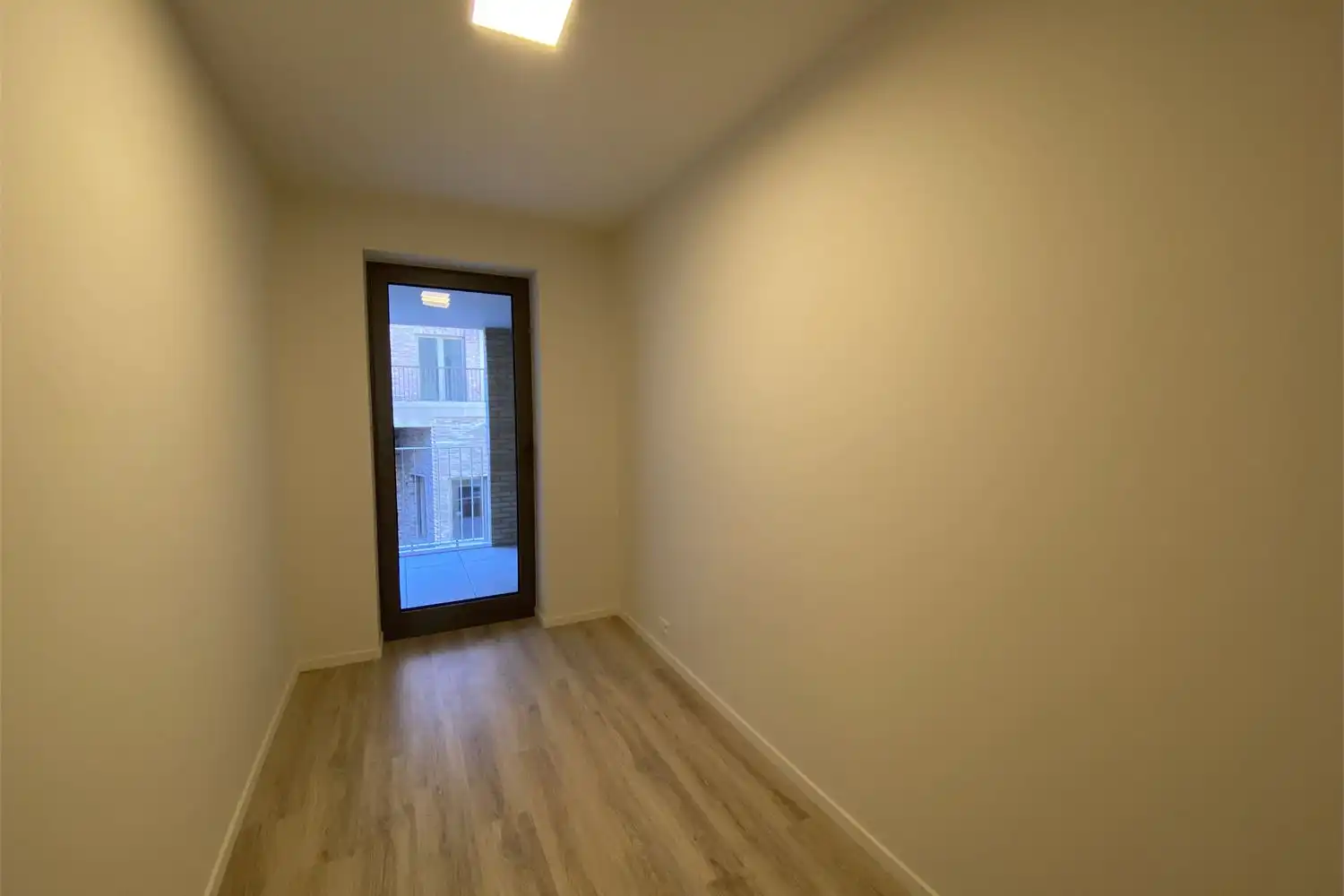 Luxe-duplex in de Cadixwijk foto 13