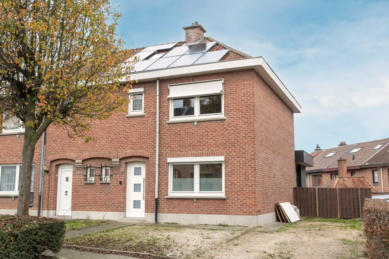 Rustig gelegen halfopen woning met 3 slpks en tuin te Buizingen foto 2