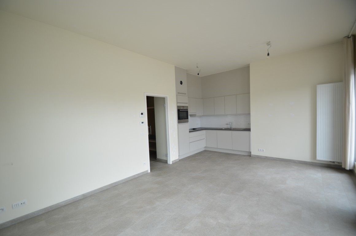 Gelijkvloers appartement met 2 slpks foto 3