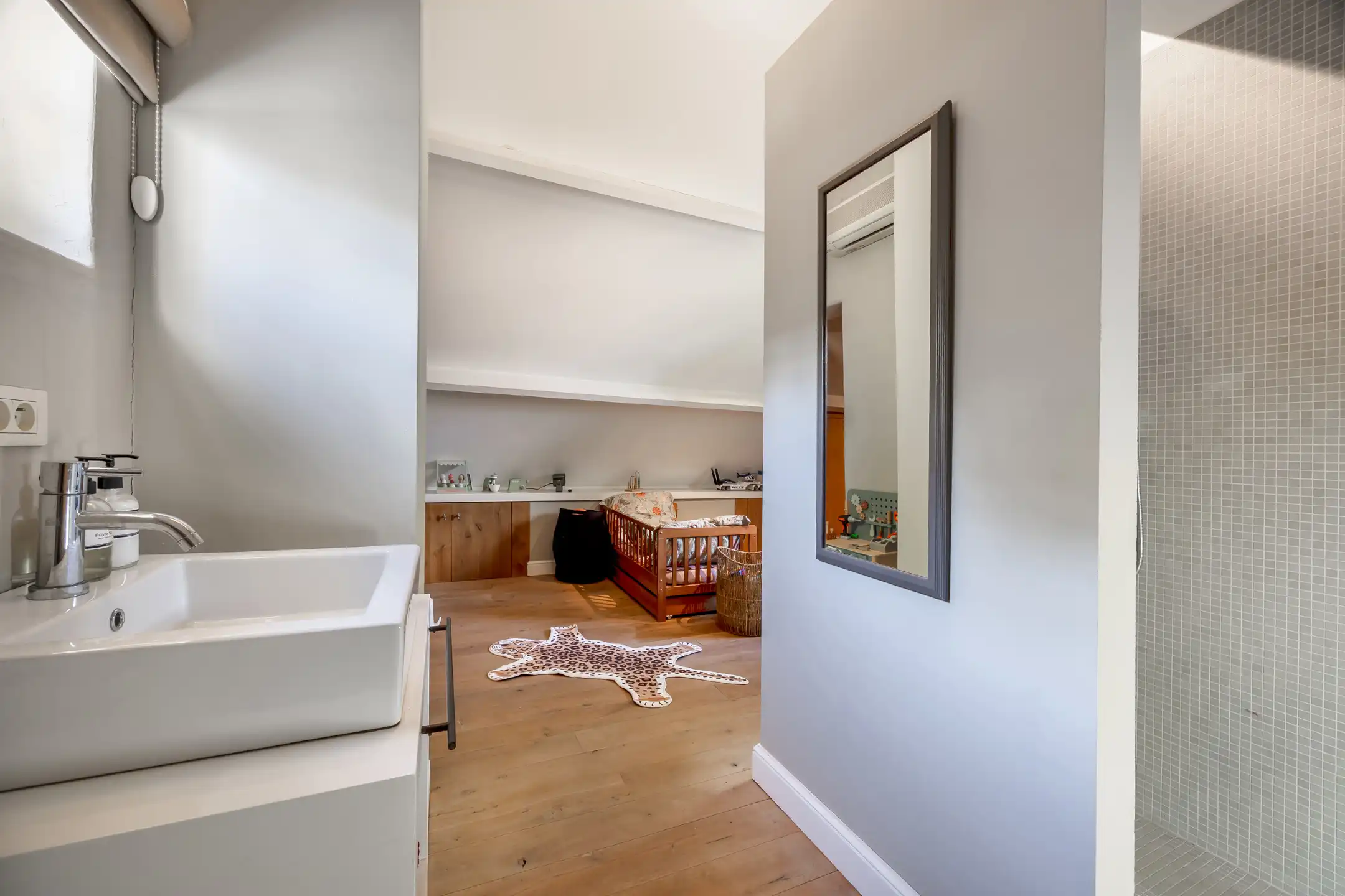 Karaktervolle woning met polyvalente ruimte foto 13