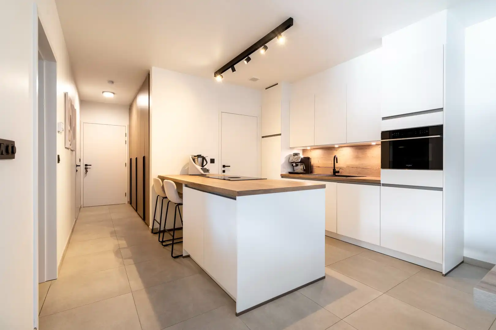 Nieuwbouwappartement in een kleinschalige residentie foto {{pictureIndex}}