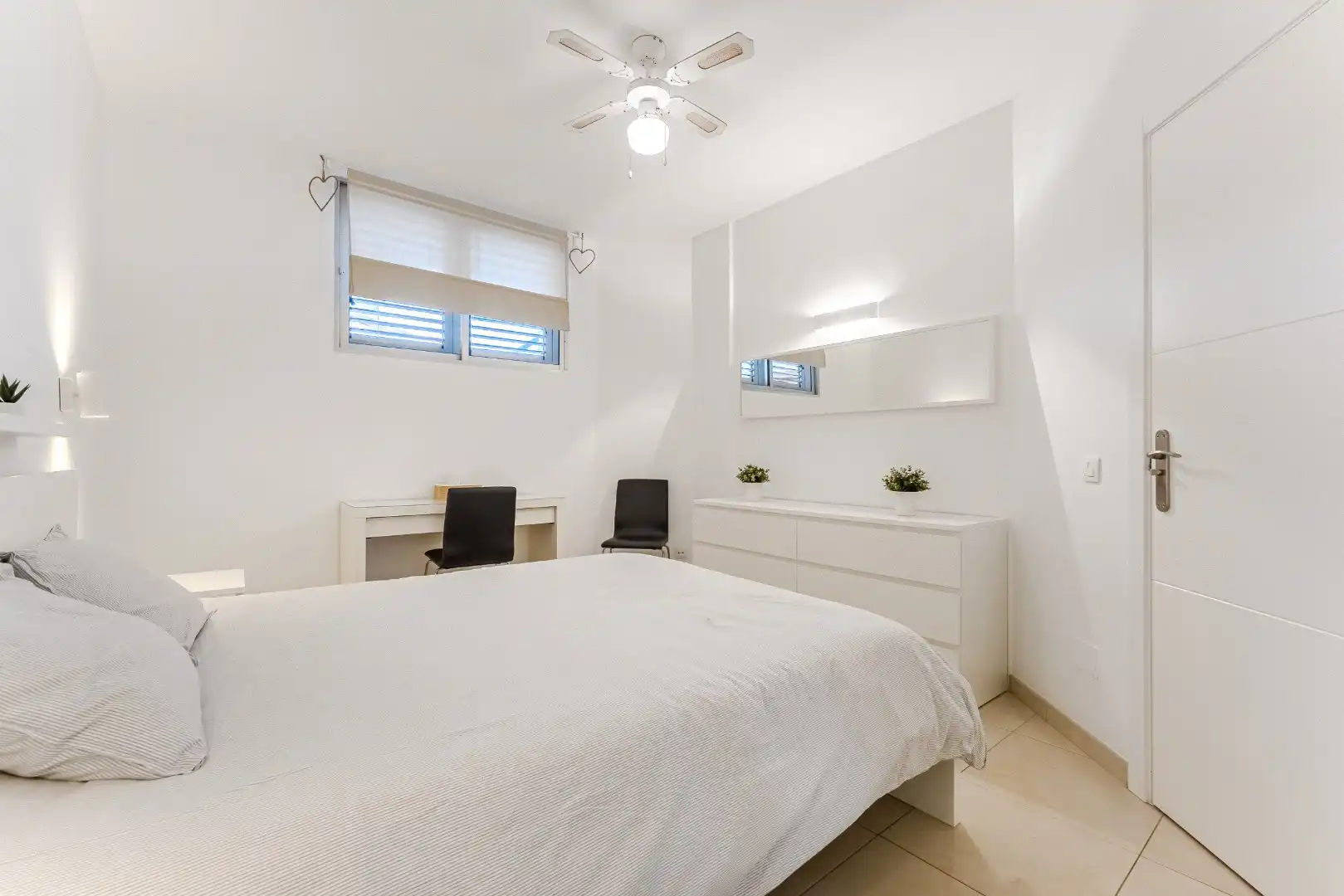  Gerenoveerd appartement met toegang tot het strand foto 12