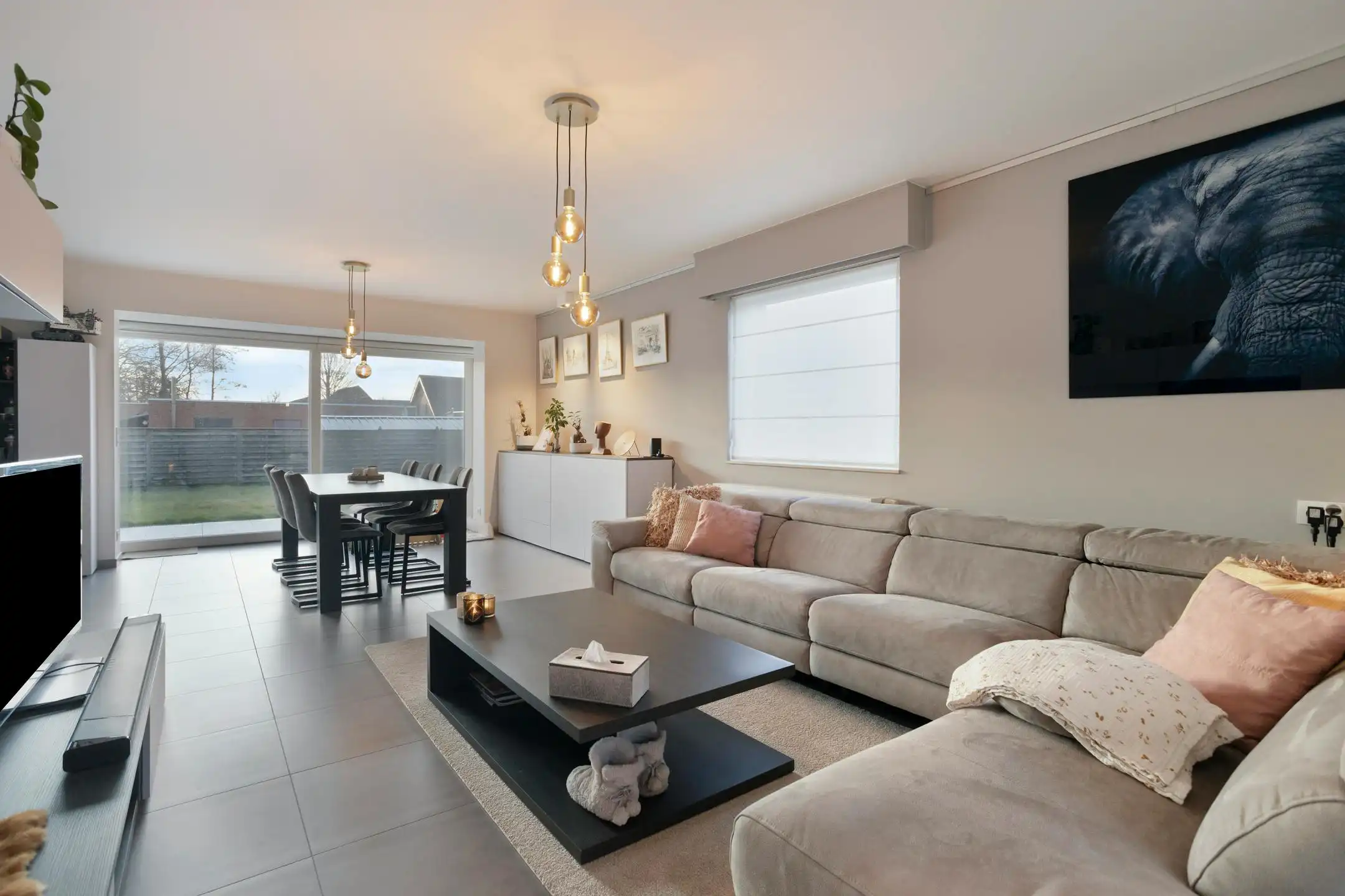 Instapklare villa met 3 slaapkamers en dubbele garage te Koolskamp foto 3