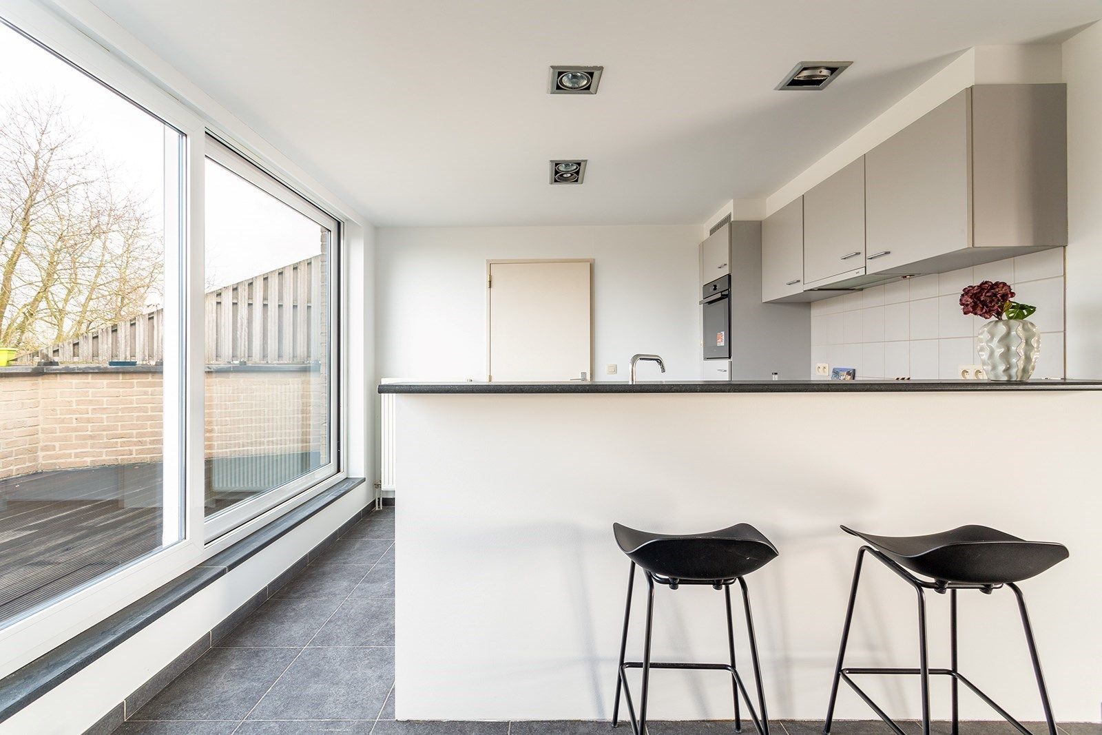 Duplex dakappartement met 3 slaapkamers en zonnig terras in Boechout foto 8