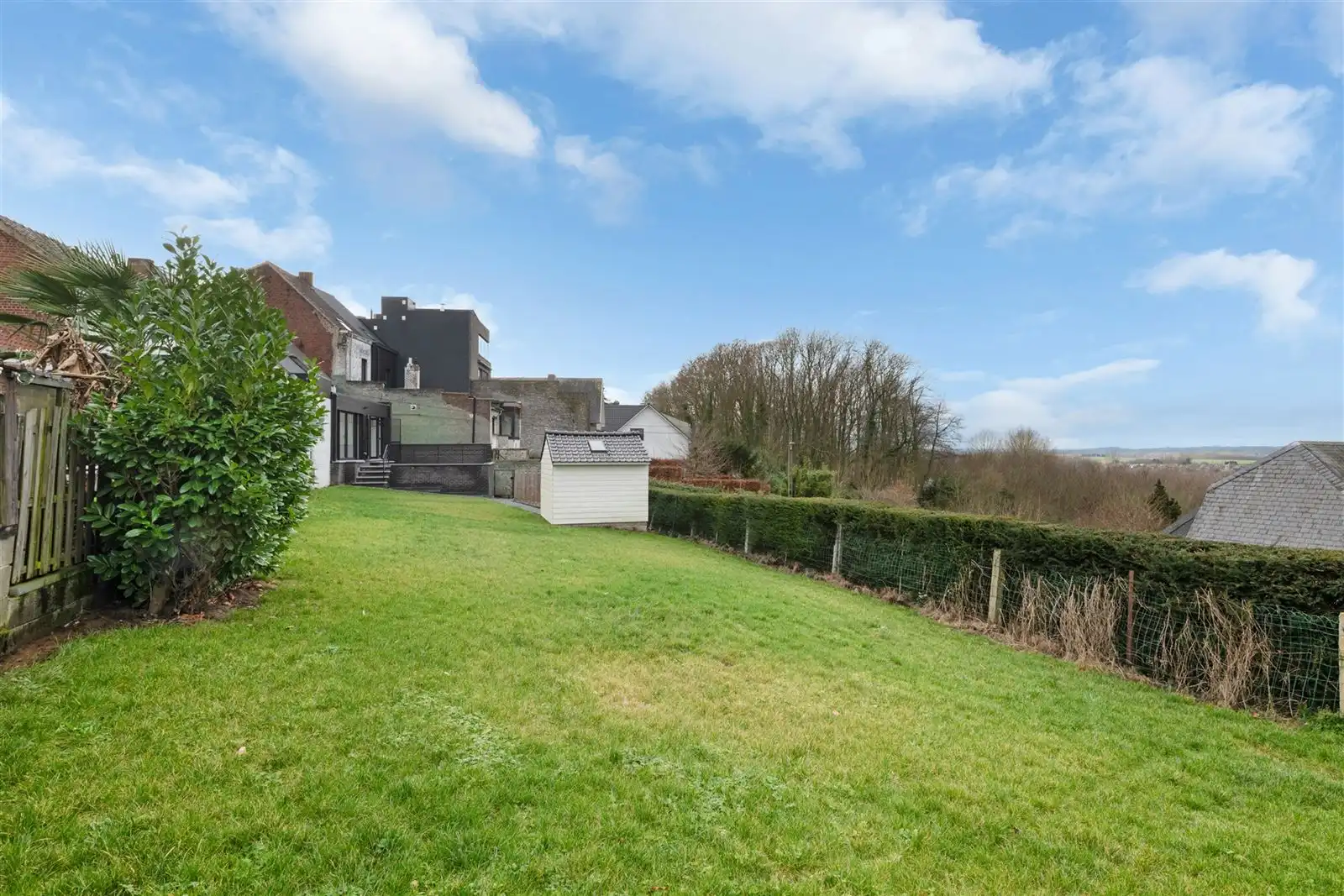 Instapklare volledig vernieuwde gezinswoning met tuin op 4are60 foto 28