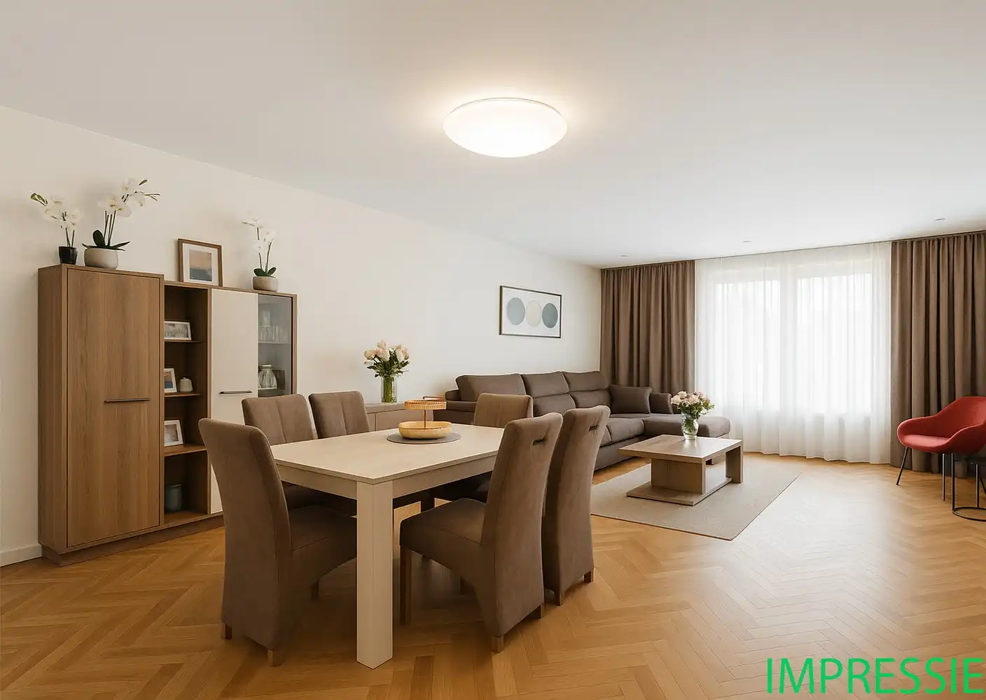 Ruime woning met studio, terras en tuin te koop in Wommelgem! foto {{pictureIndex}}