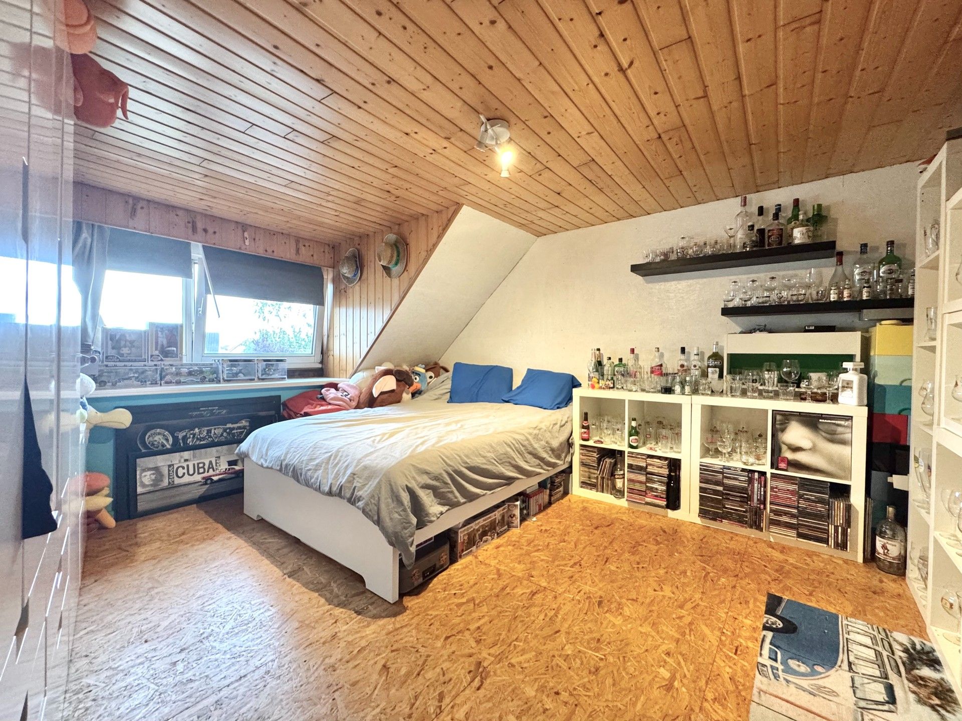 GEZELLIGE WONING MET 2 SLPKS EN TUIN OP 290 M² foto 21