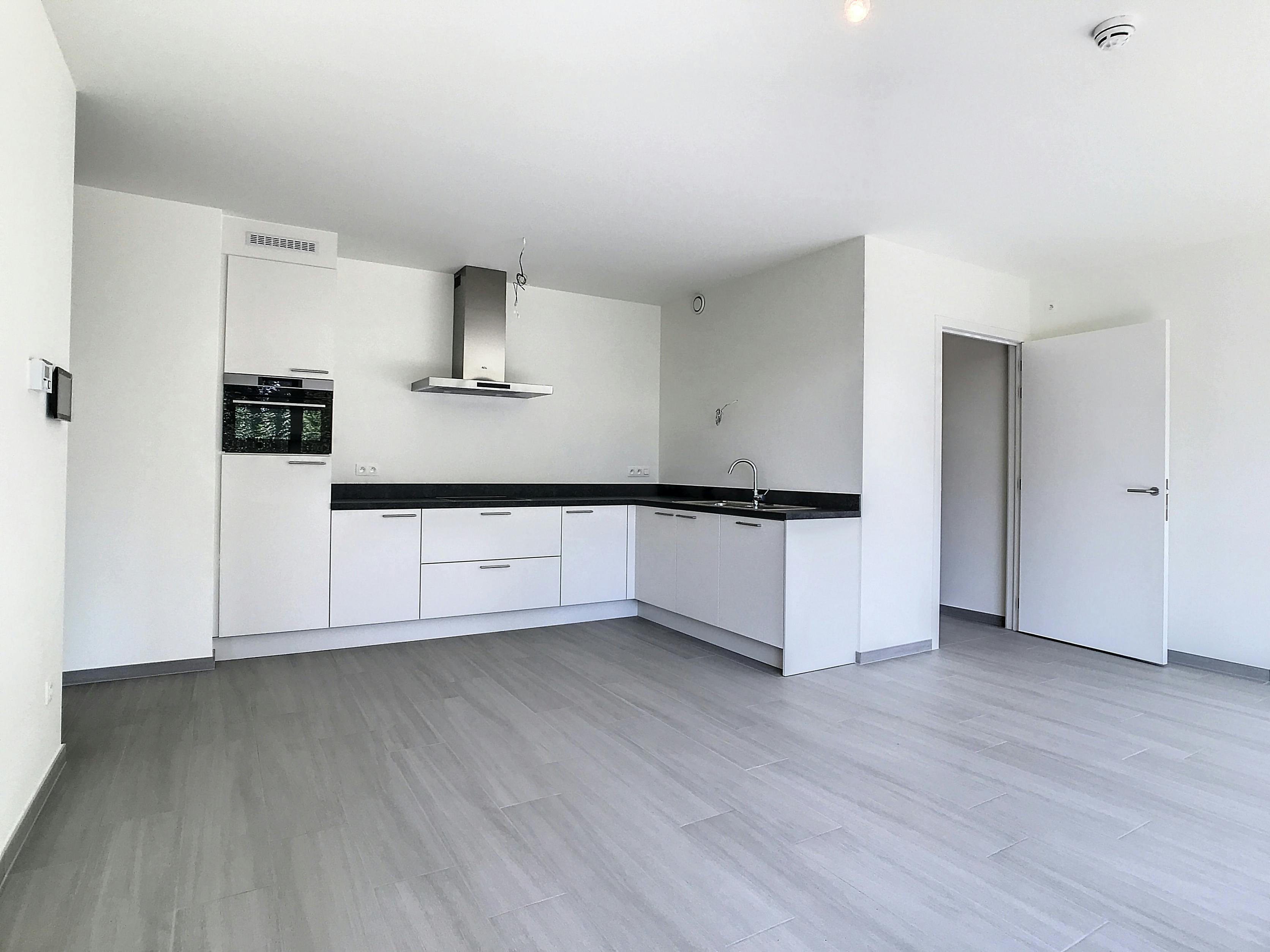 Verhuurde assistentiewoning te koop nabij het bruisend centrum van Hoogstraten! foto 9
