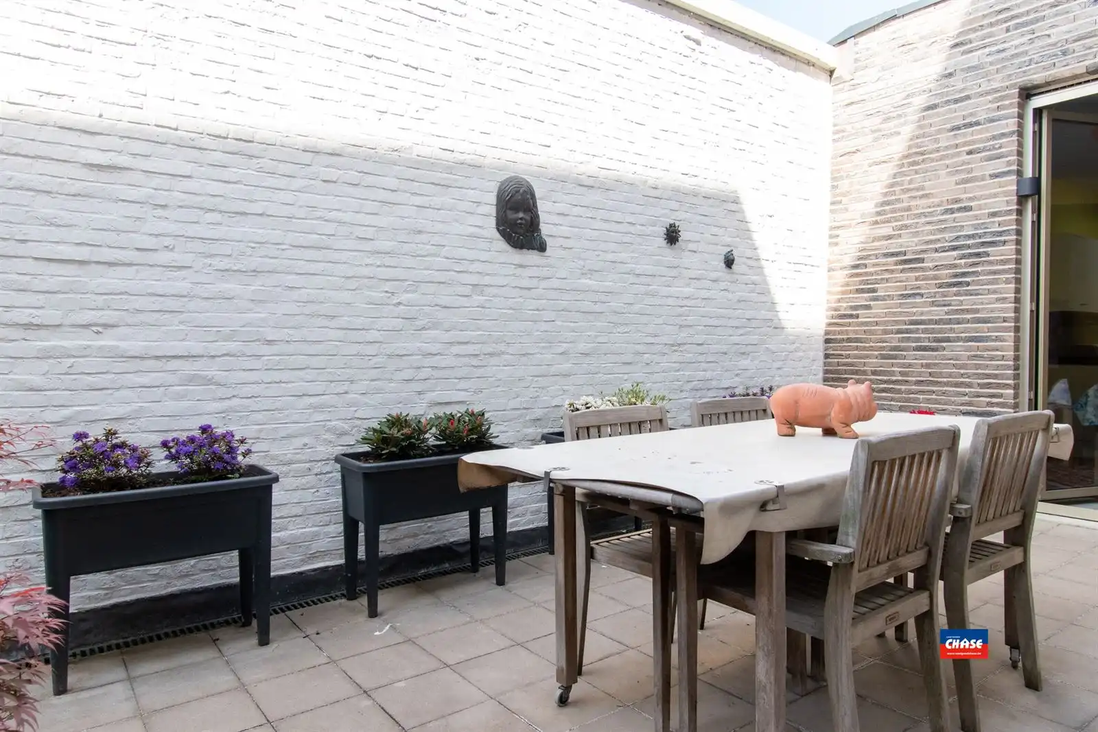Recent gelijkvloersappartement met 2 slpks, terras en parking foto 5
