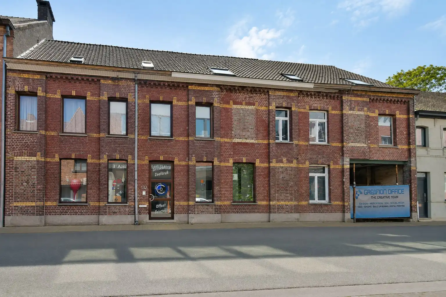 Projectgrond met potentieel centraal gelegen in Roeselare! foto {{pictureIndex}}