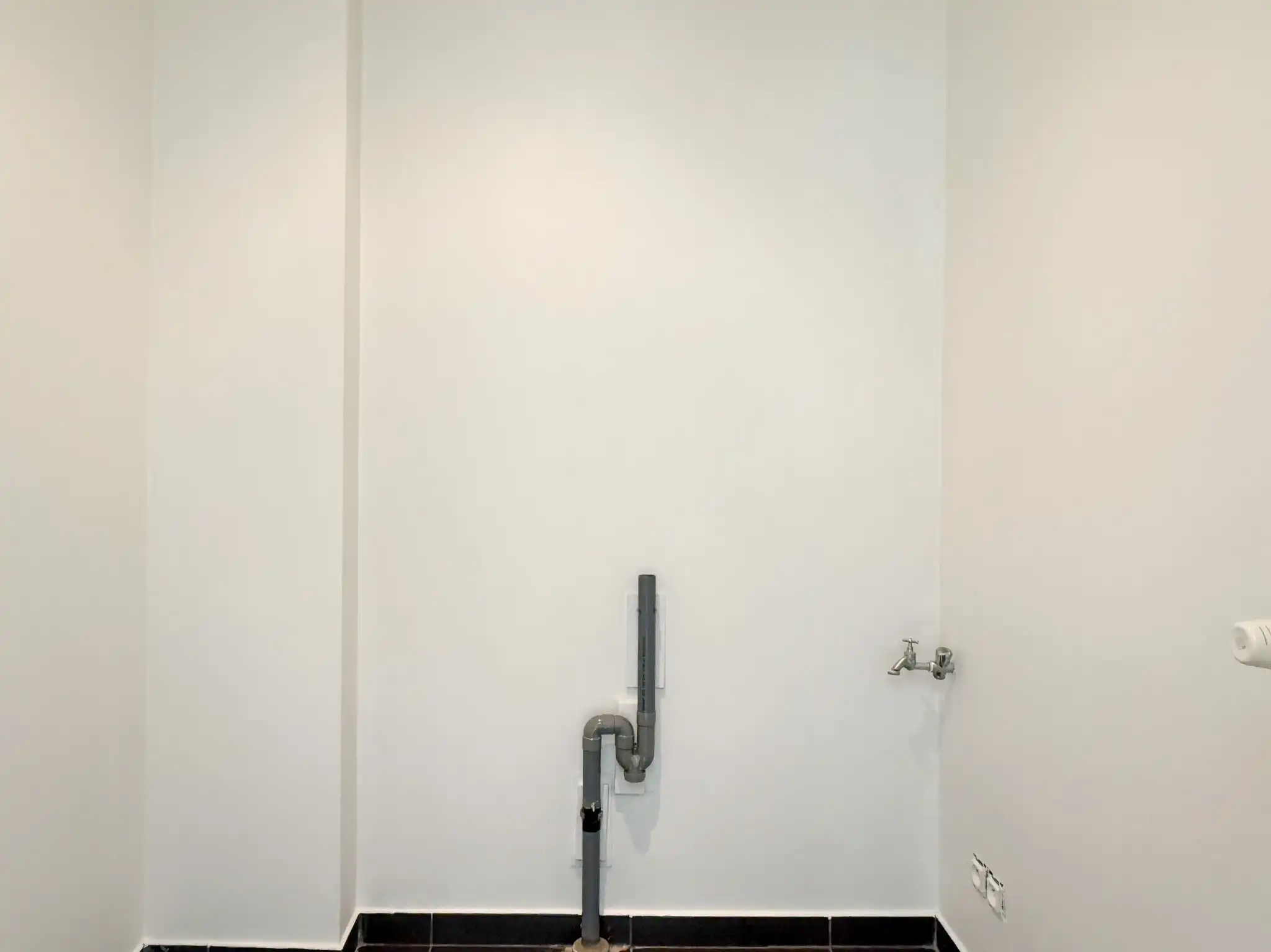 Appartement met 2 slaapkamers op toplocatie in Beveren nabij het station foto 7