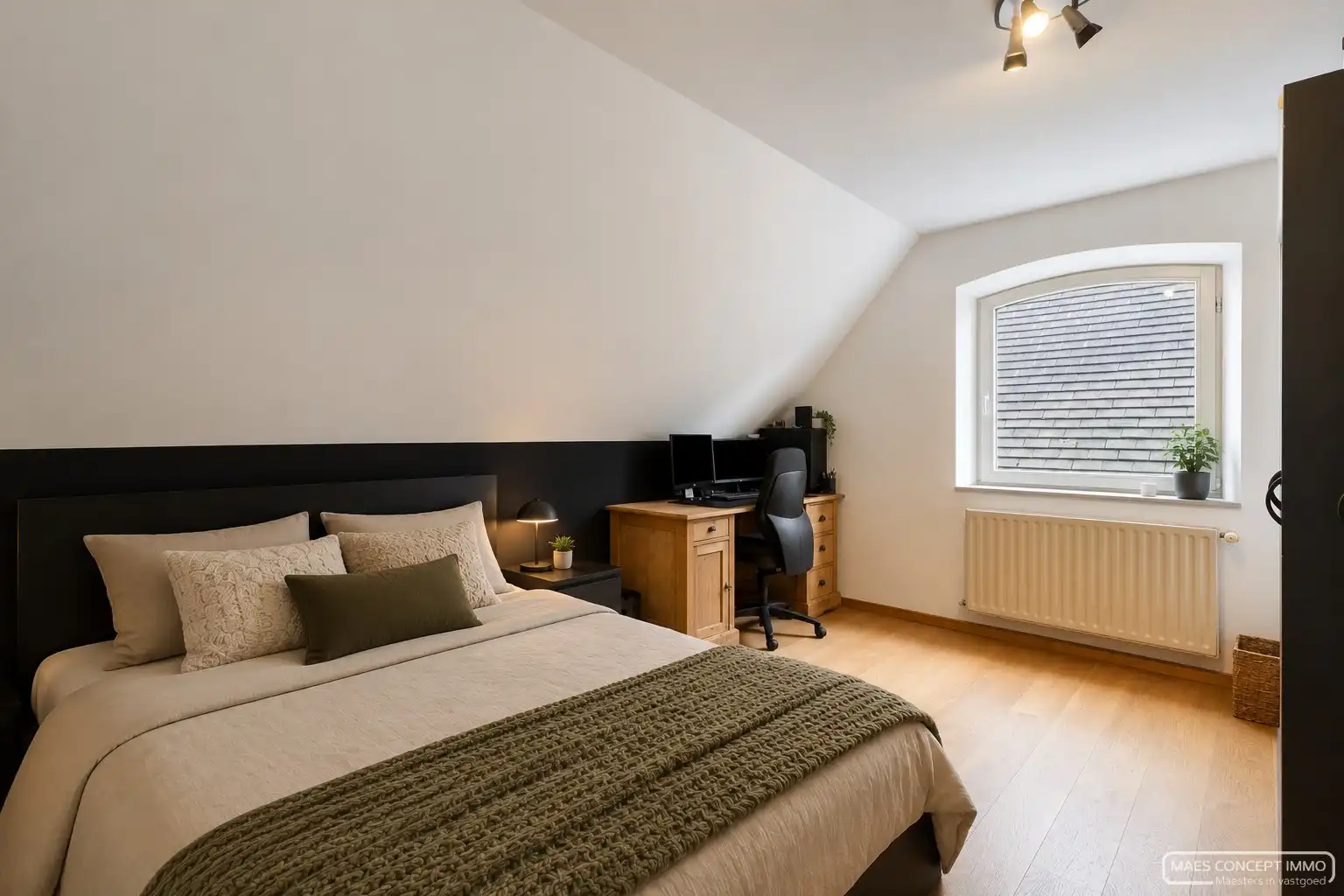 Uitzonderlijk gelegen villa met polyvalent bijgebouw op 3500 m², omringd door groen en landerijen foto 14