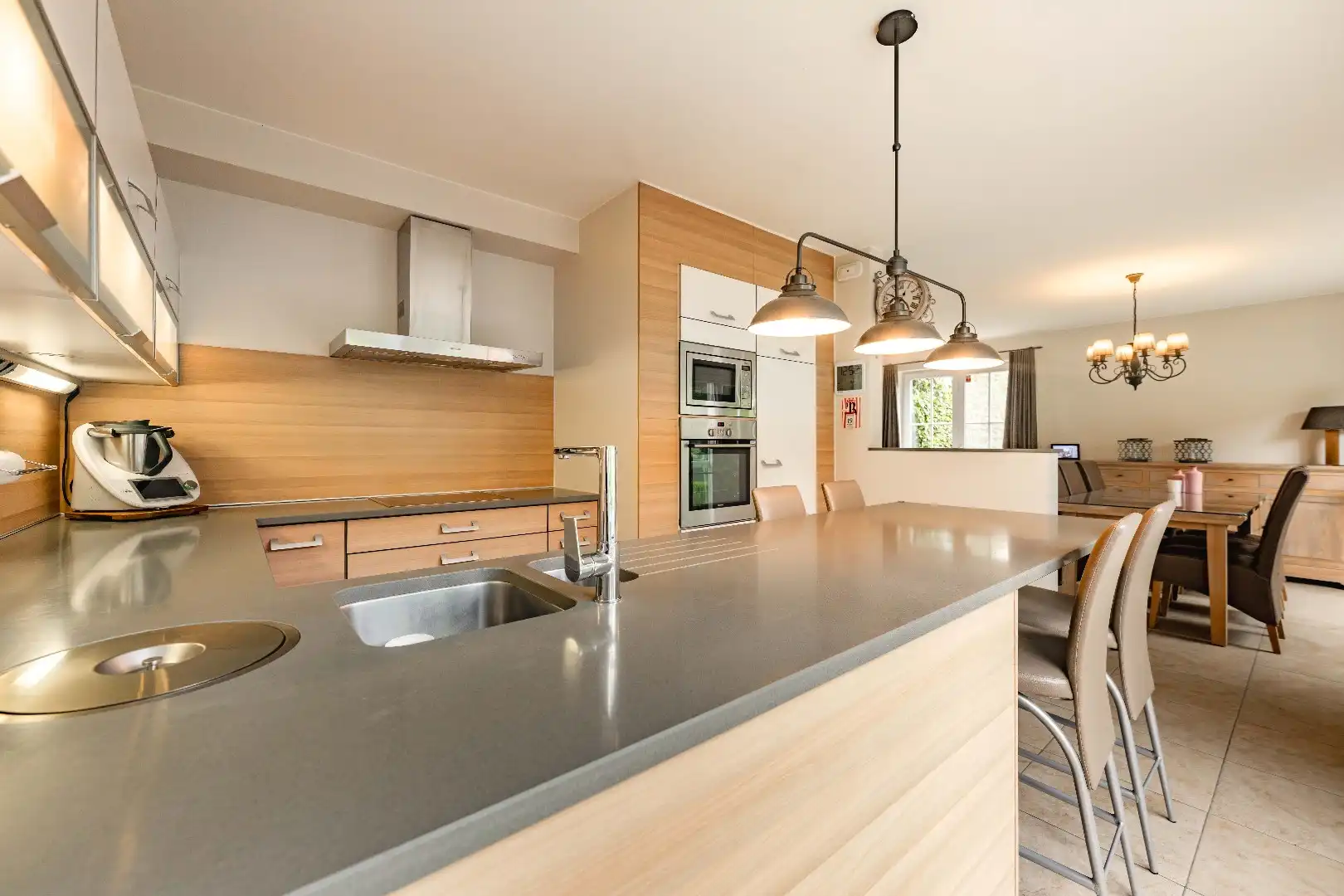 INSTAPKLARE GEZINSWONING MET 3 SLAAPKAMERS IN HARTJE AARSELE foto 10