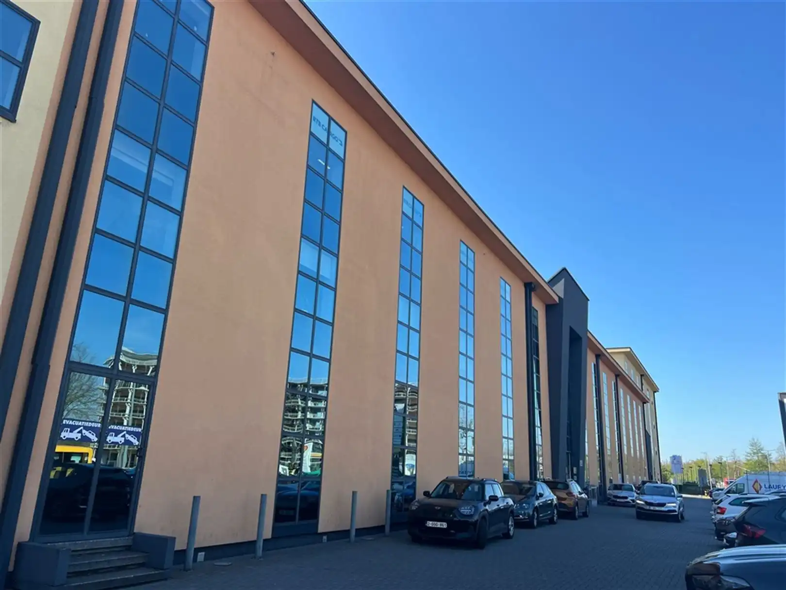 Kantoren gelegen ten noorden van Antwerpen foto 9