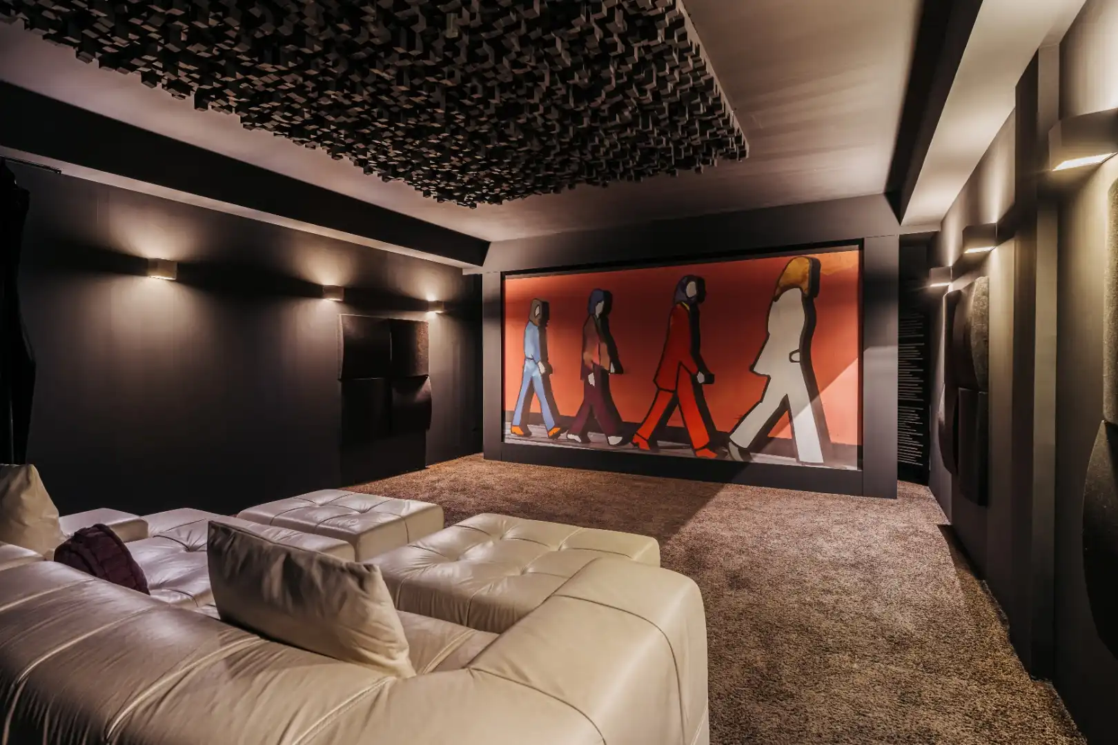 Deze uniek en ultramoderne villa is gelegen te La Reserva De Alcuzcuz, Benahavis. foto 16