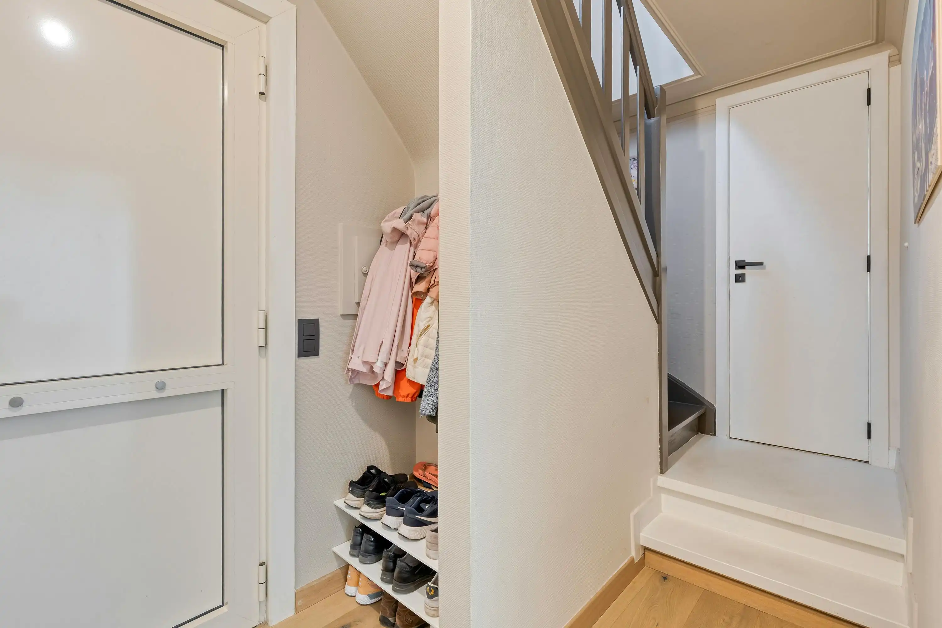 Instapklaar halfopen huis met 3 kamers te koop in Wielsbeke foto 12