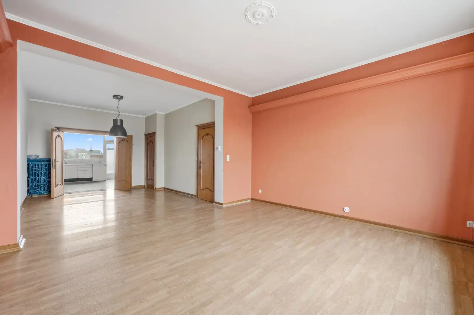 Te renoveren bel-étagewoning op topligging in het centrum van Tienen foto 9