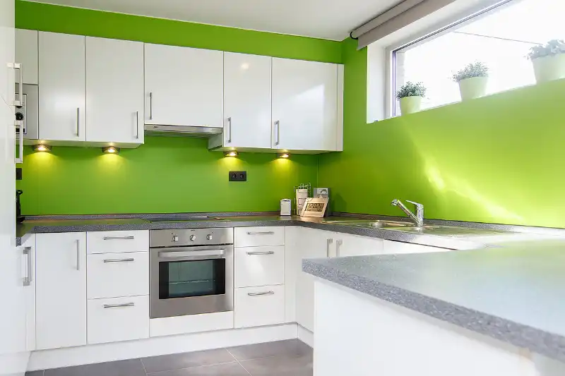 Knap afgewerkte, energiezuinige en ruime woning met vier slaapkamers, guesthouse/praktijkruimte op een centrale (maar toch bosrijke!) locatie te As foto 37
