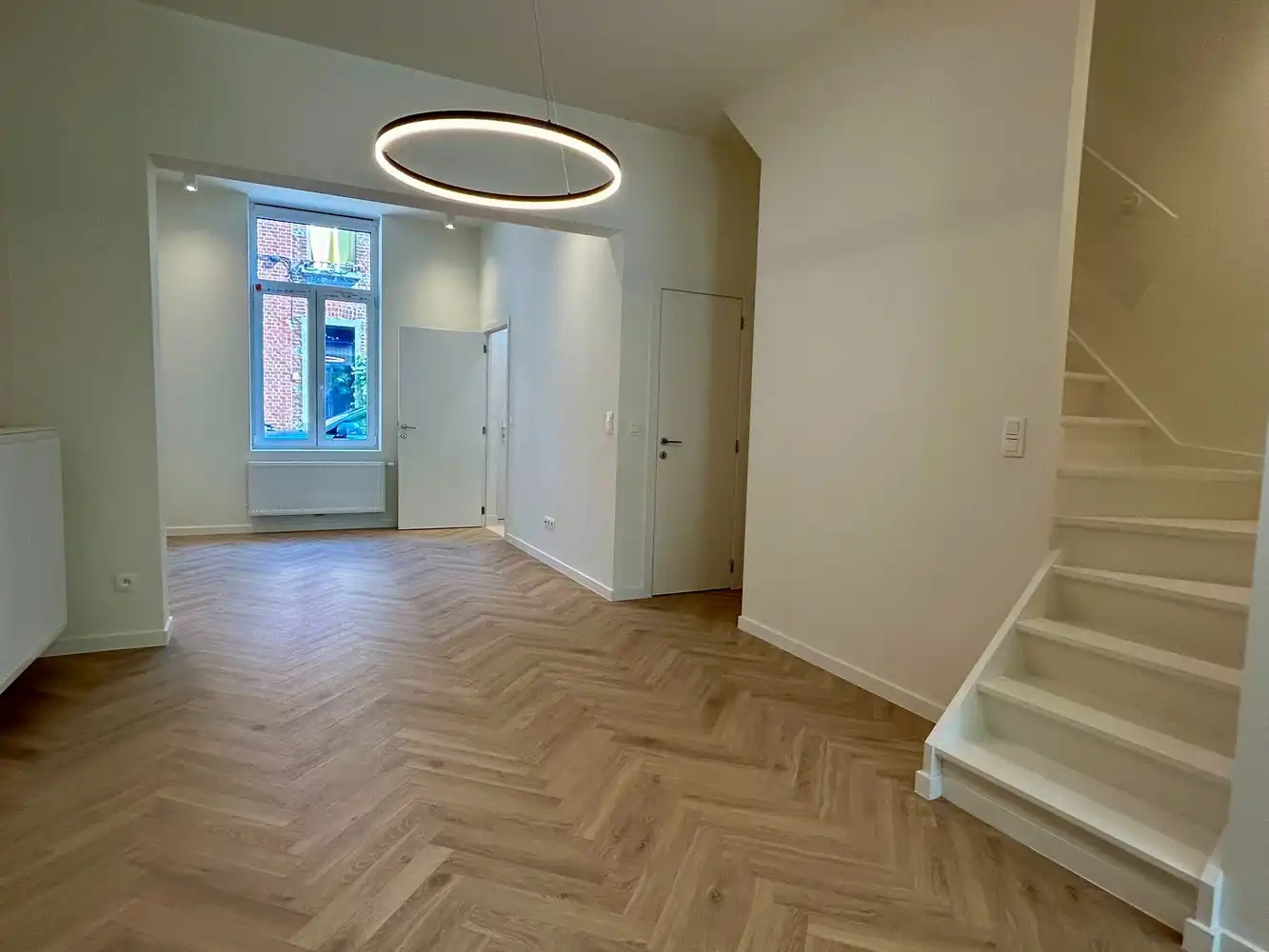 Instapklare, volledig gerenoveerde woning op toplocatie in het centrum van Leuven foto 7
