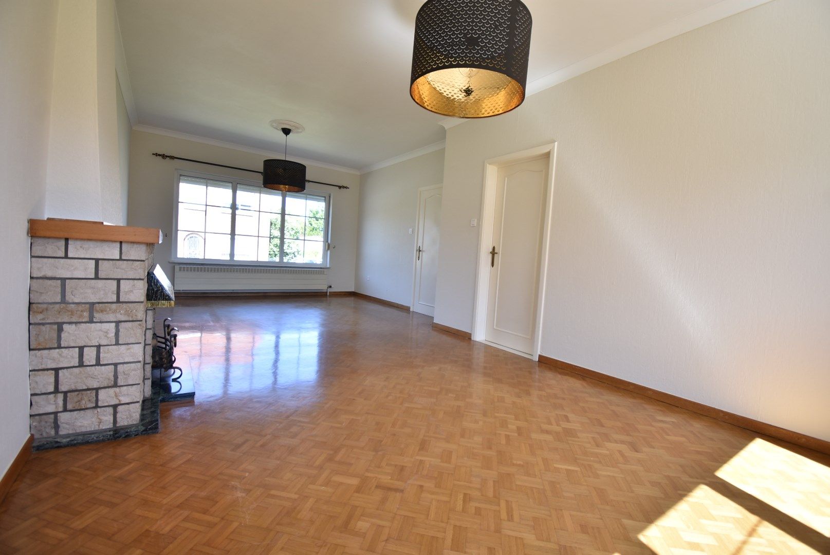 ** WACHTLIJST VOLZET **Verzorgde vrijstaande woning met 3 slaapkamers vlakbij centrum Hoeselt foto 7