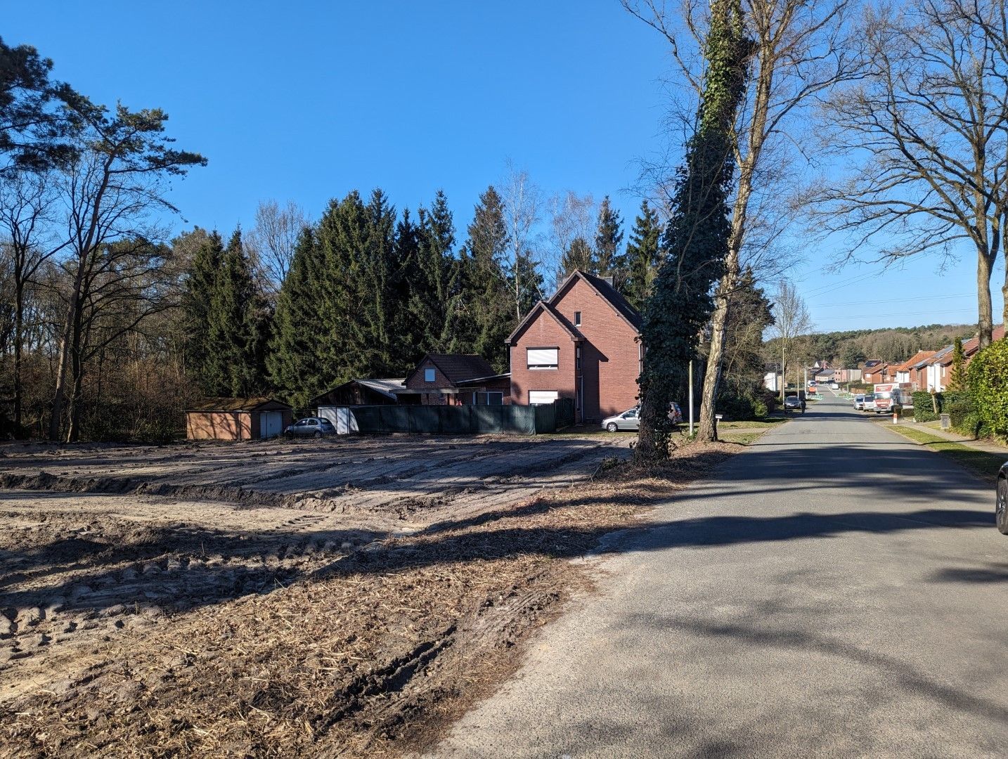 Nieuwe bouwgronden in groene omgeving in Houthalen-Helchteren foto {{pictureIndex}}