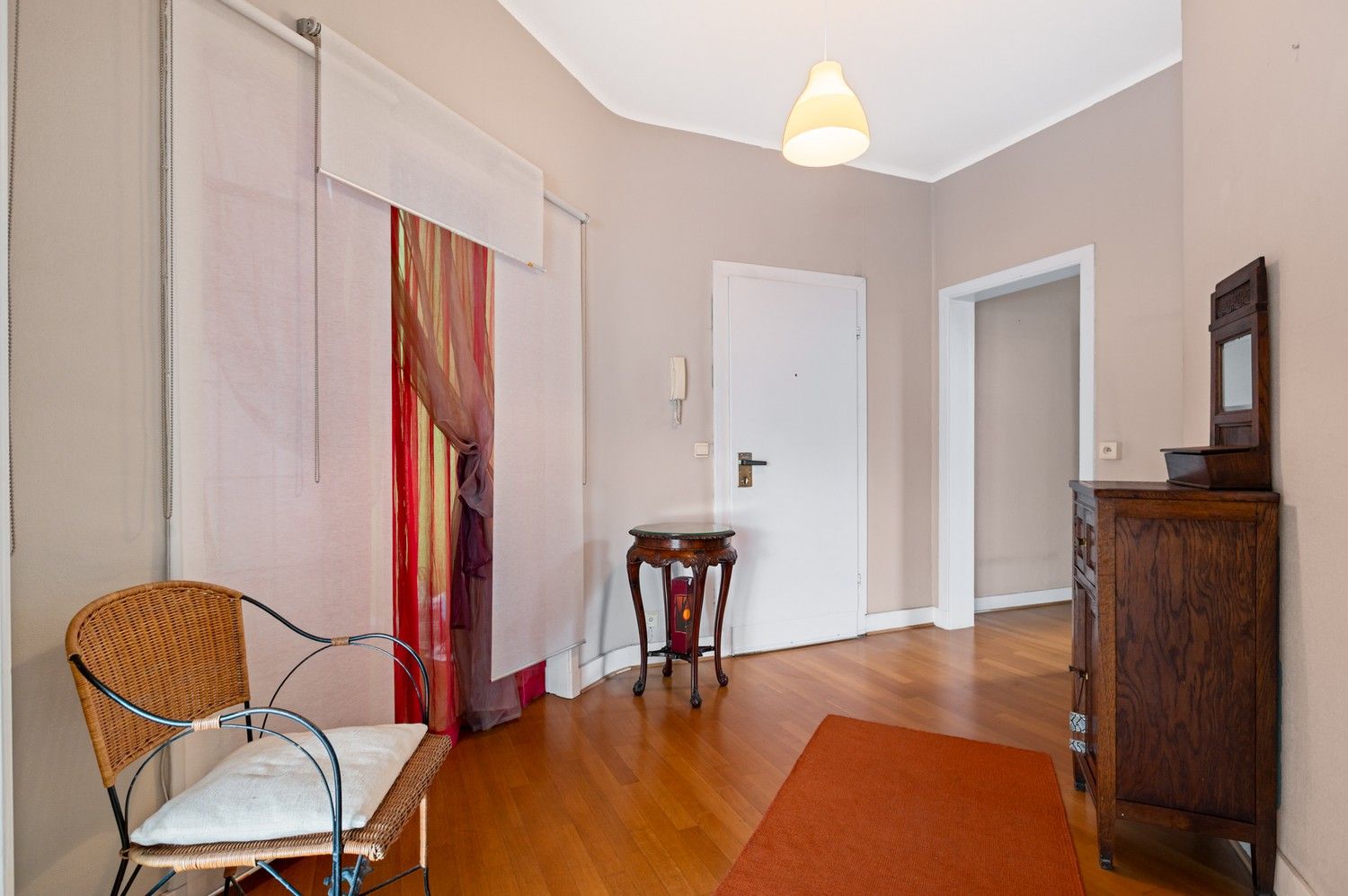 Zéér ruim appartement met 3 slaapkamers en terras in Antwerpen! foto 6