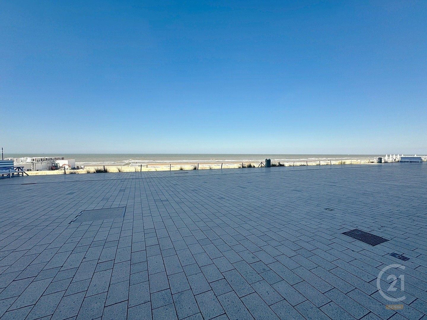 Gelijkvloers appartement met 2 slaapkamers én garage! foto 14