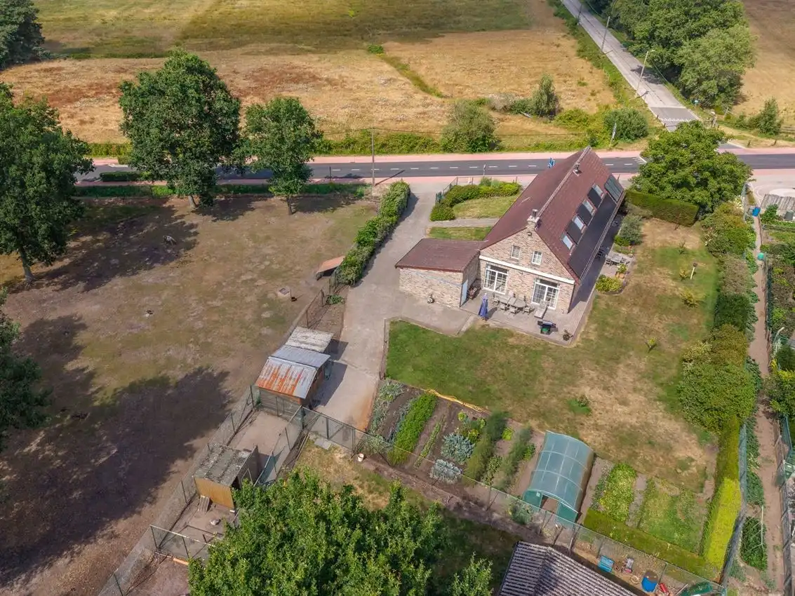 Landelijk wonen op uitzonderlijk perceel van 1ha50a met volop ruimte, privacy en mogelijkheden foto 36