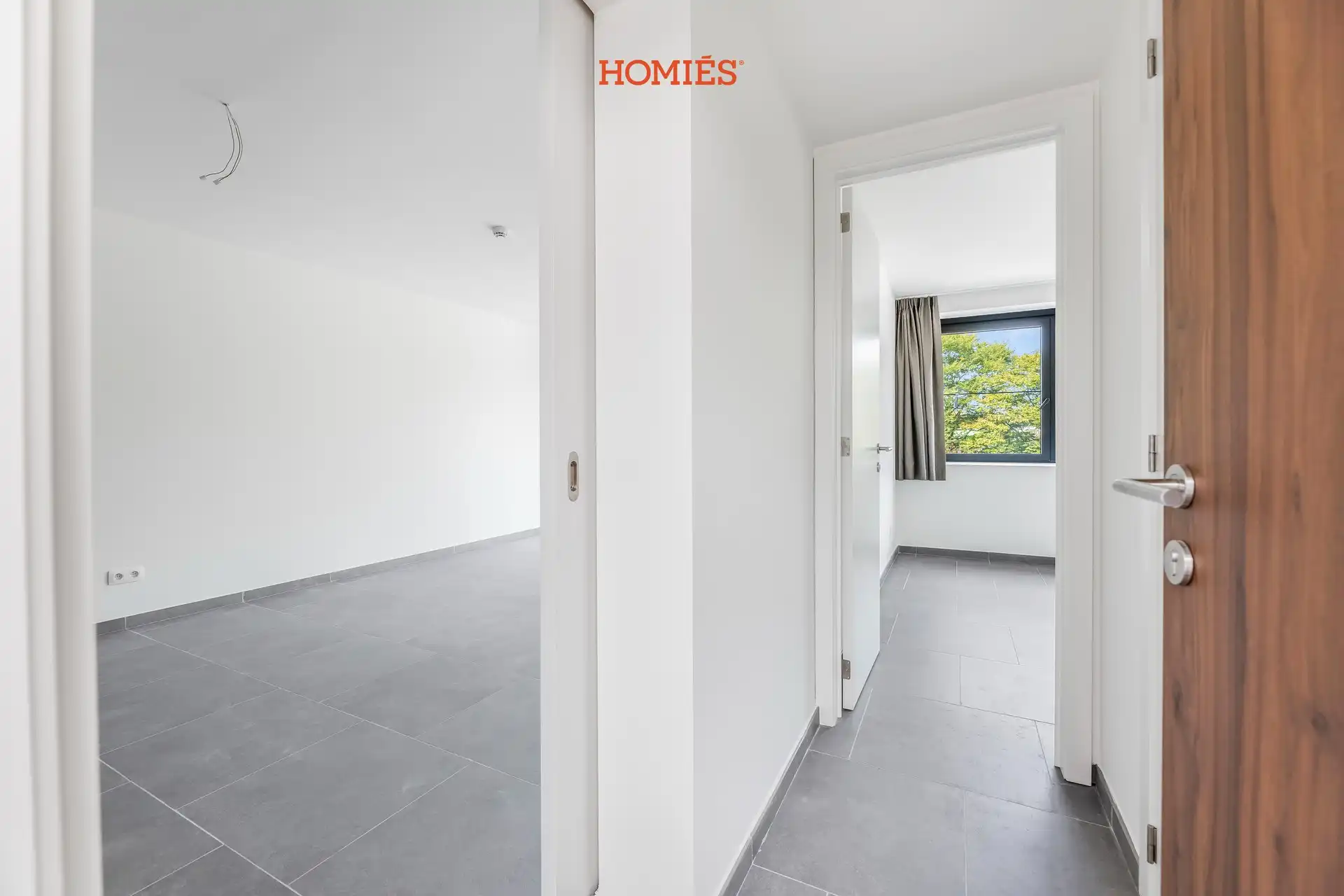 gemeubeld één-slaapkamer appartement met terras foto 5