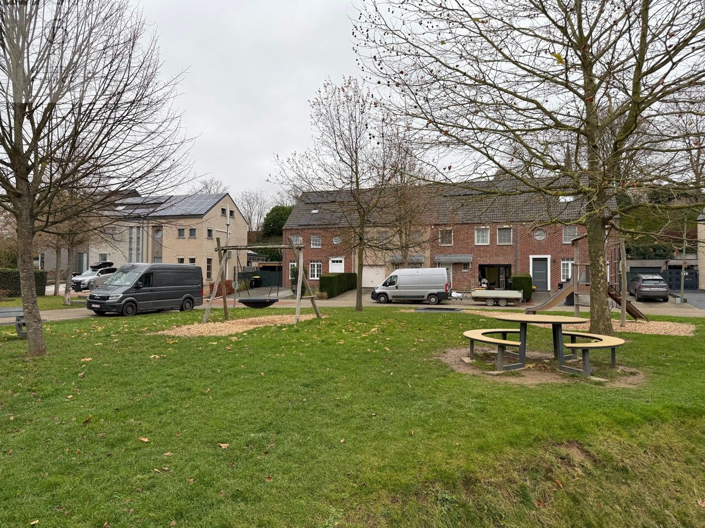 Leuke gezinswoning in exclusieve wijk foto 16