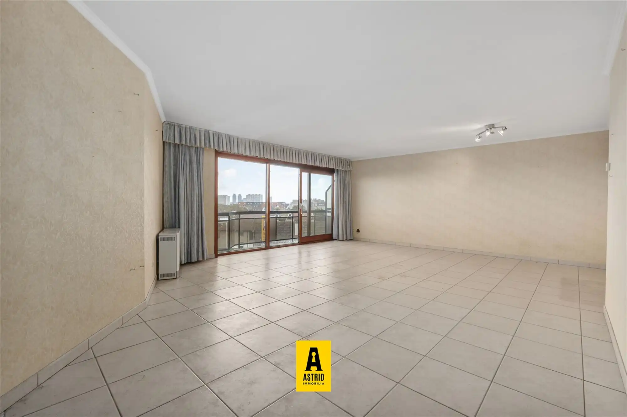 Ruim & zonnig 3-slpk-appartement met terras te Bredene! foto 6