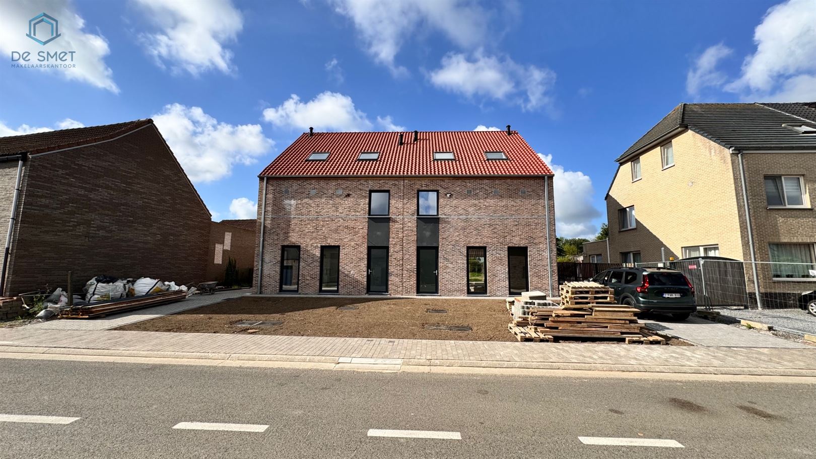 INSTAPKLARE NIEUWBOUWWONING MET 6 SLP EN TUIN foto 27